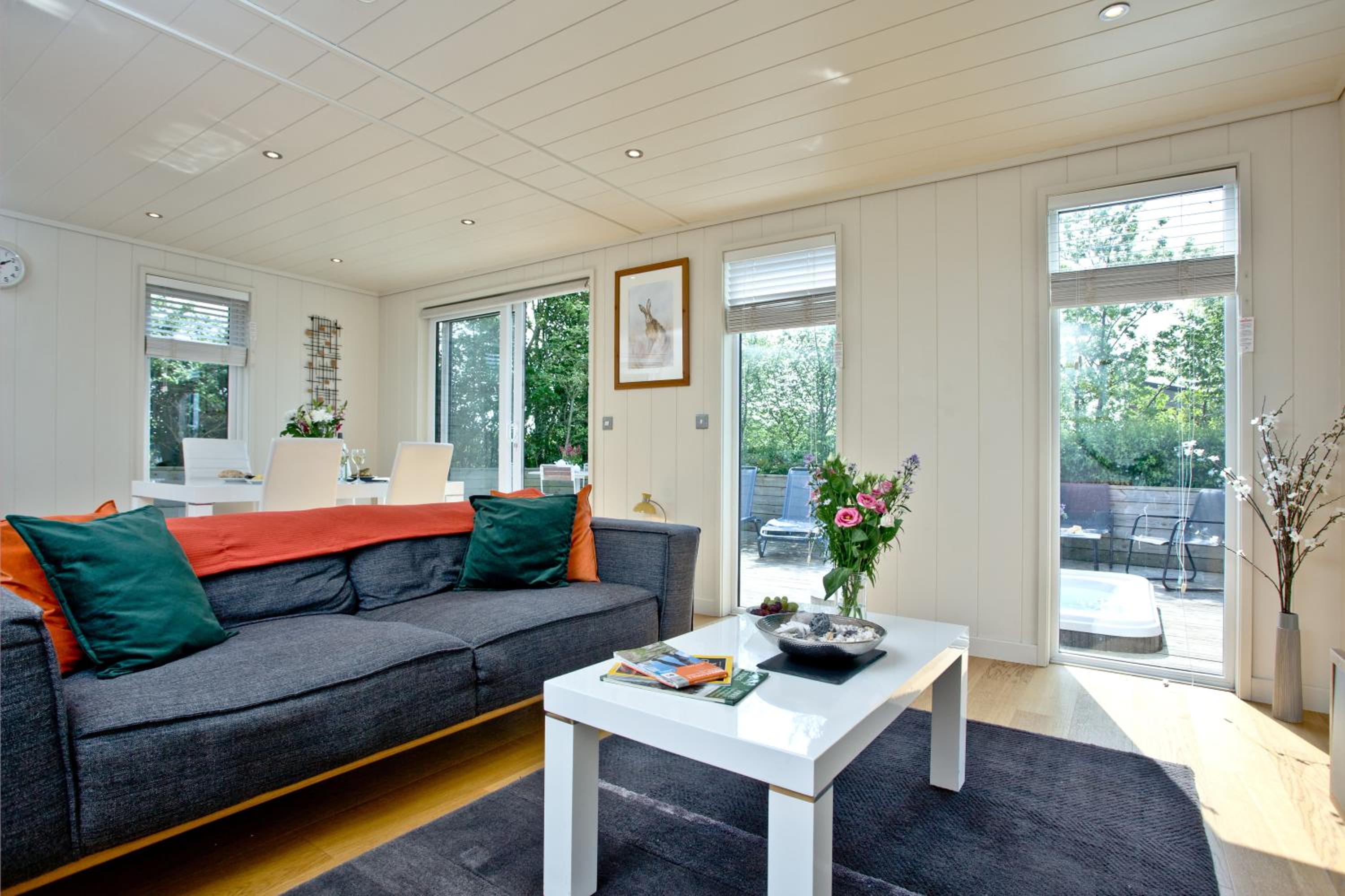 The Sleights, Strawberryfield Park - Hot Tub - Free WiFi & Parking - Pets Allowed 2 view 5