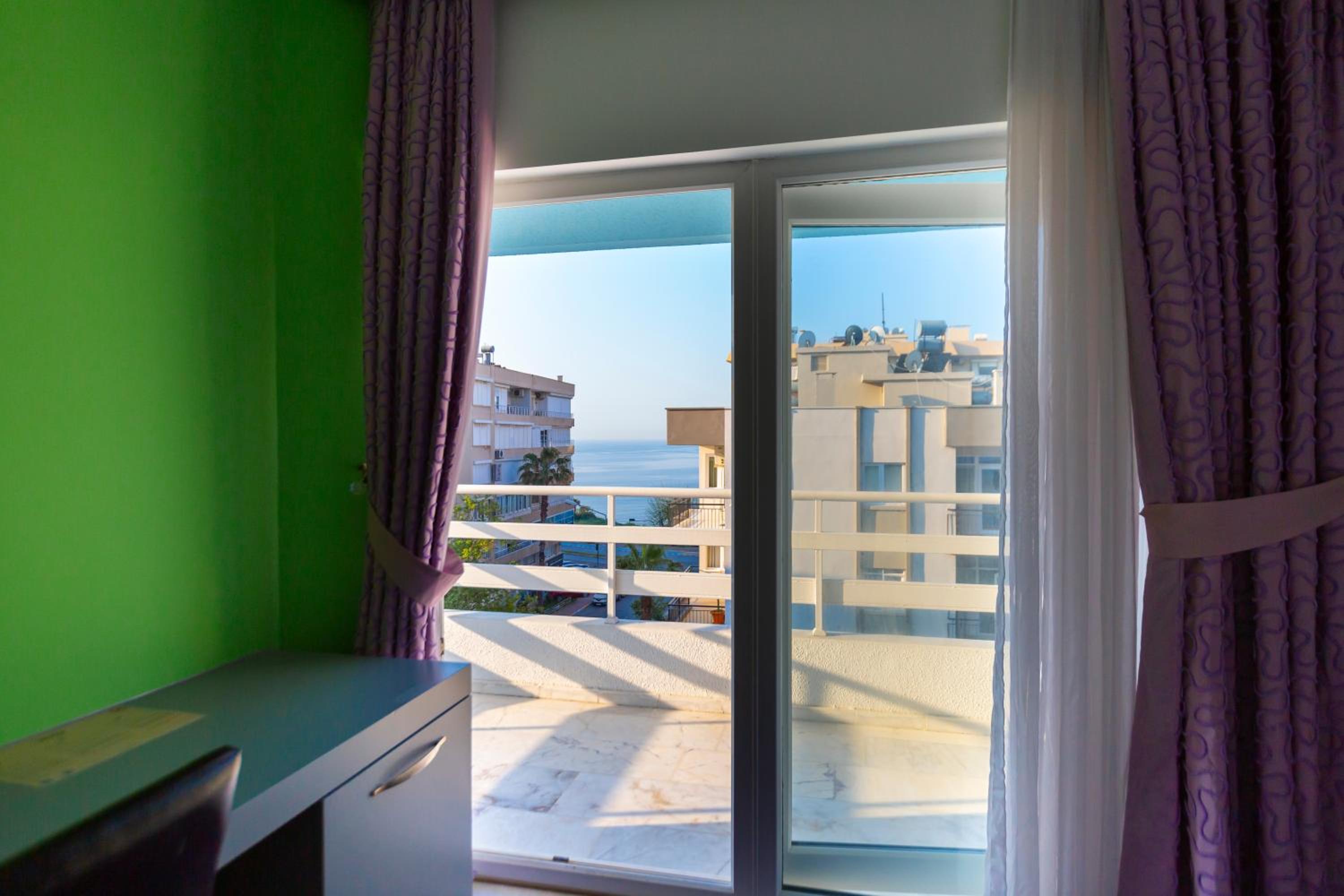 Mene City Hotel - Image 85