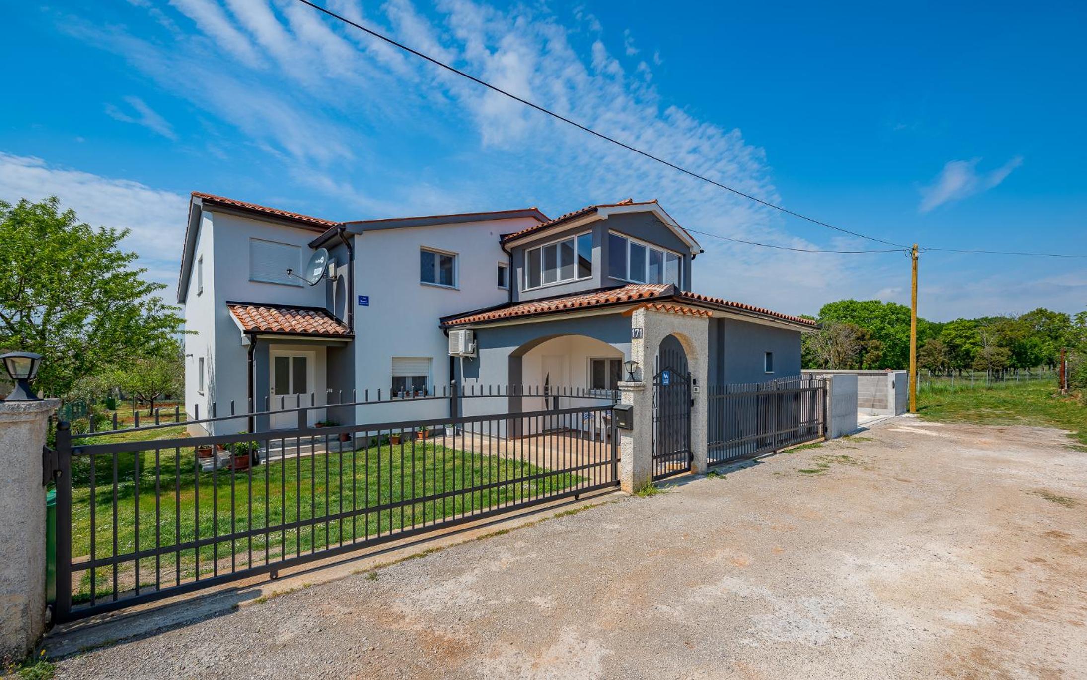 Apartments Nelle