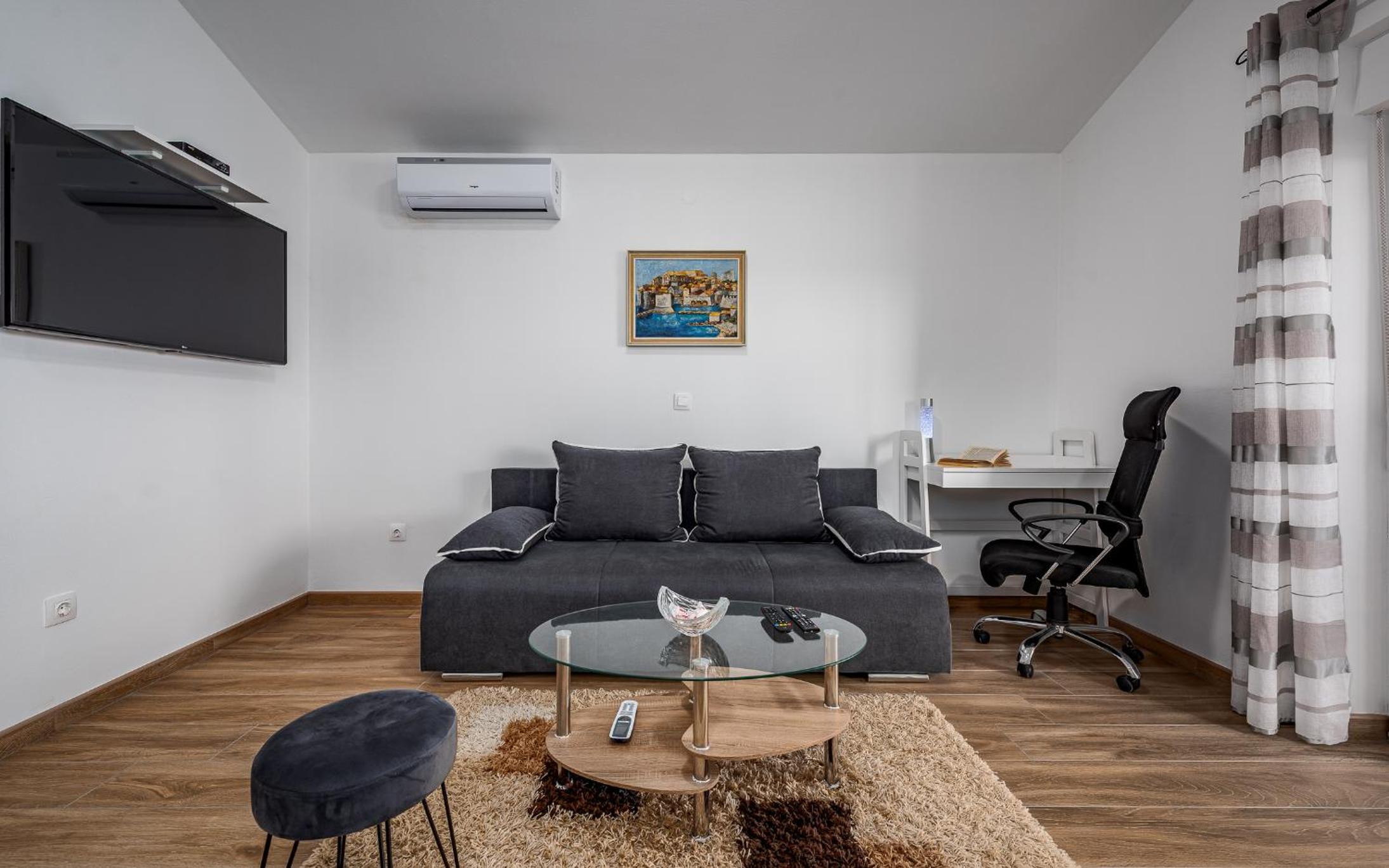 Apartments Nelle