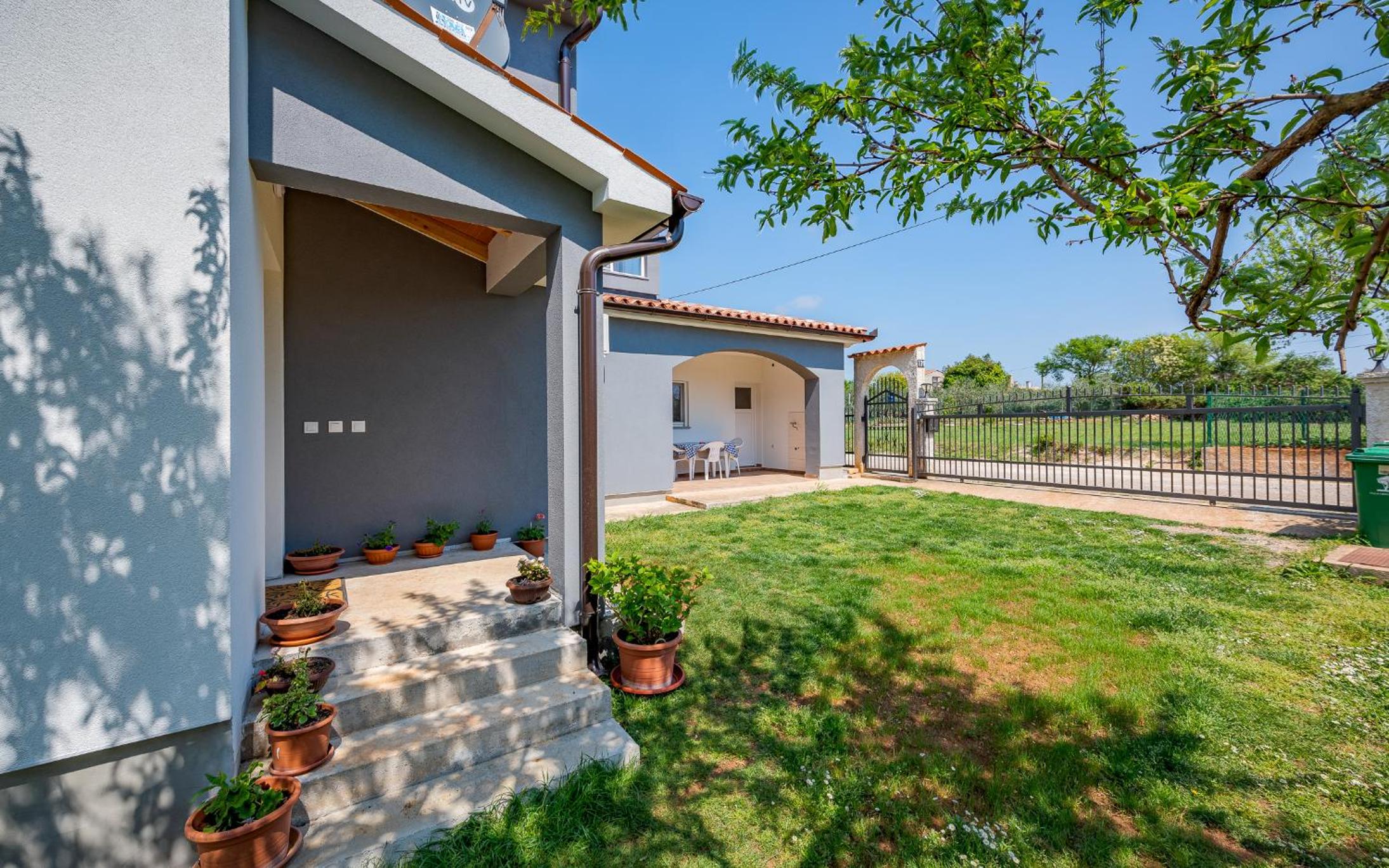 Apartments Nelle