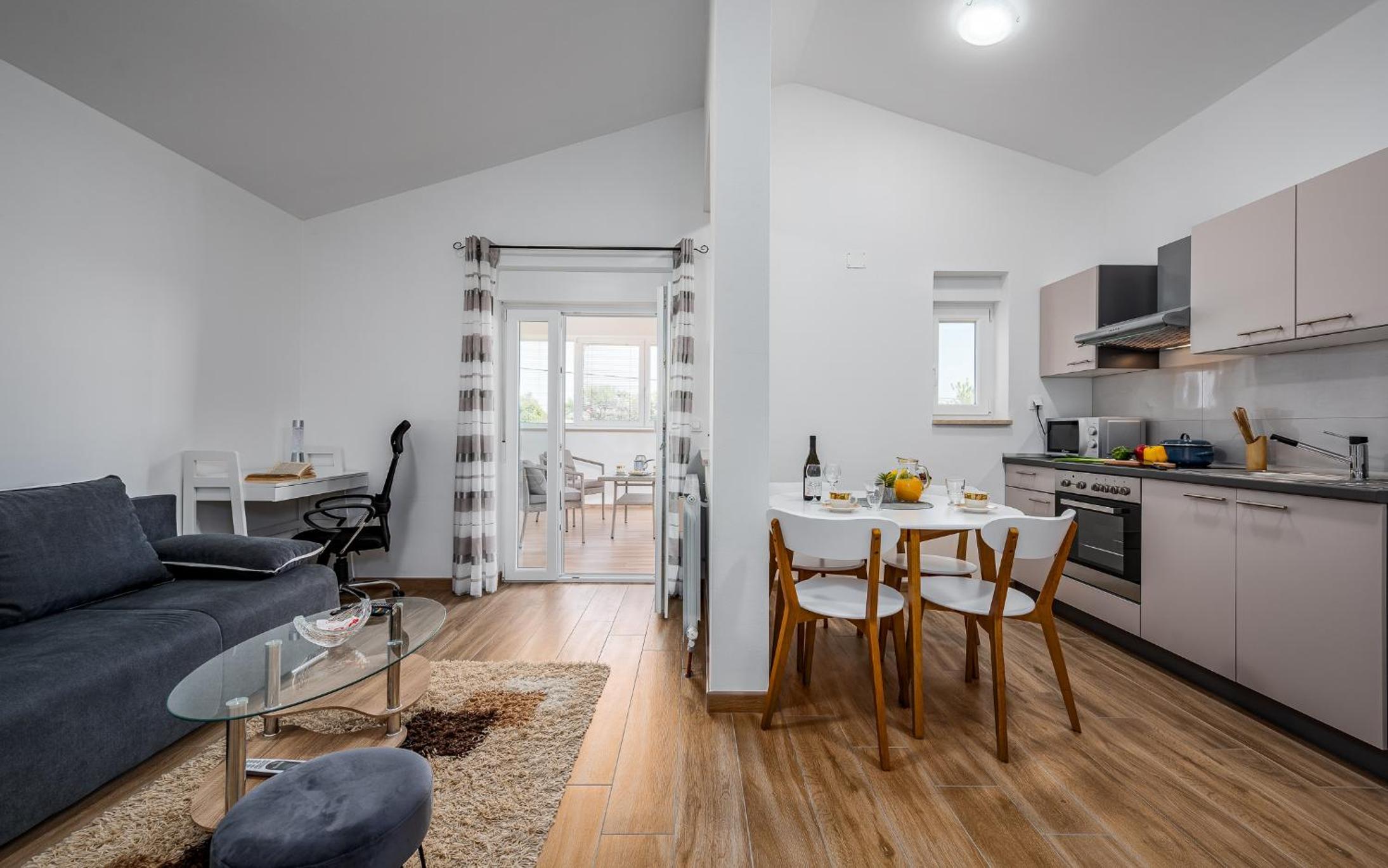 Apartments Nelle