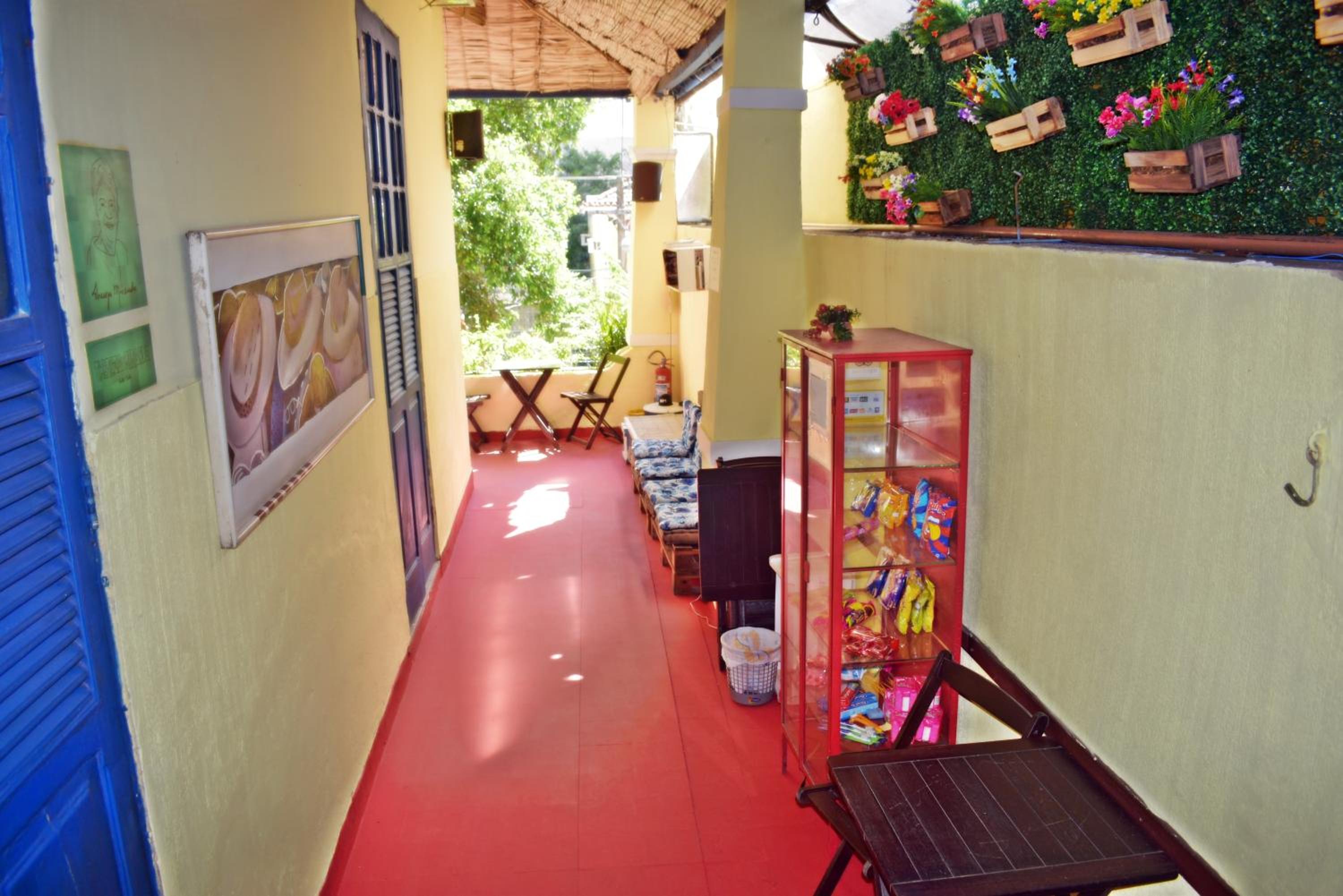 Brasileranza Hostel