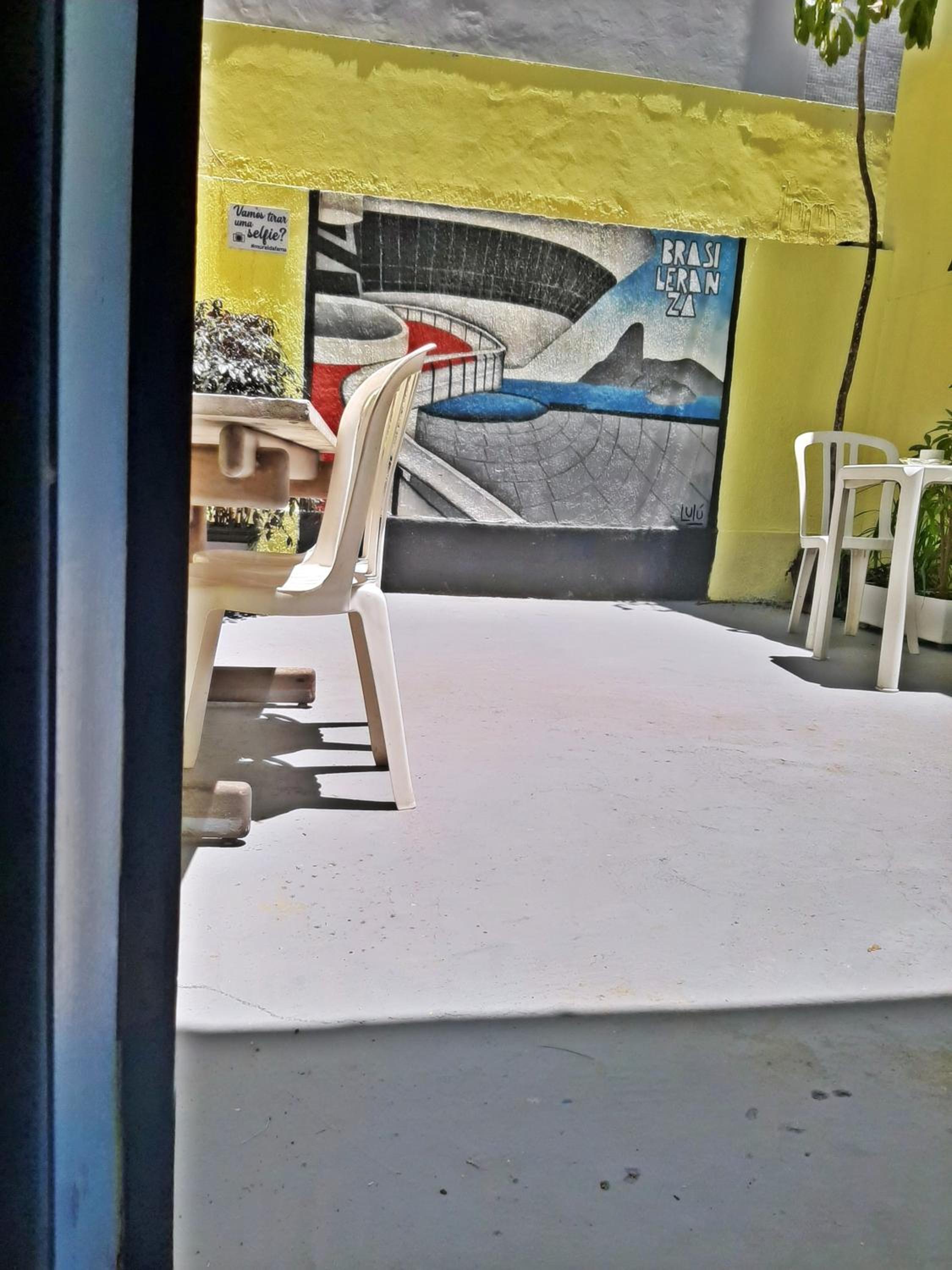 Brasileranza Hostel