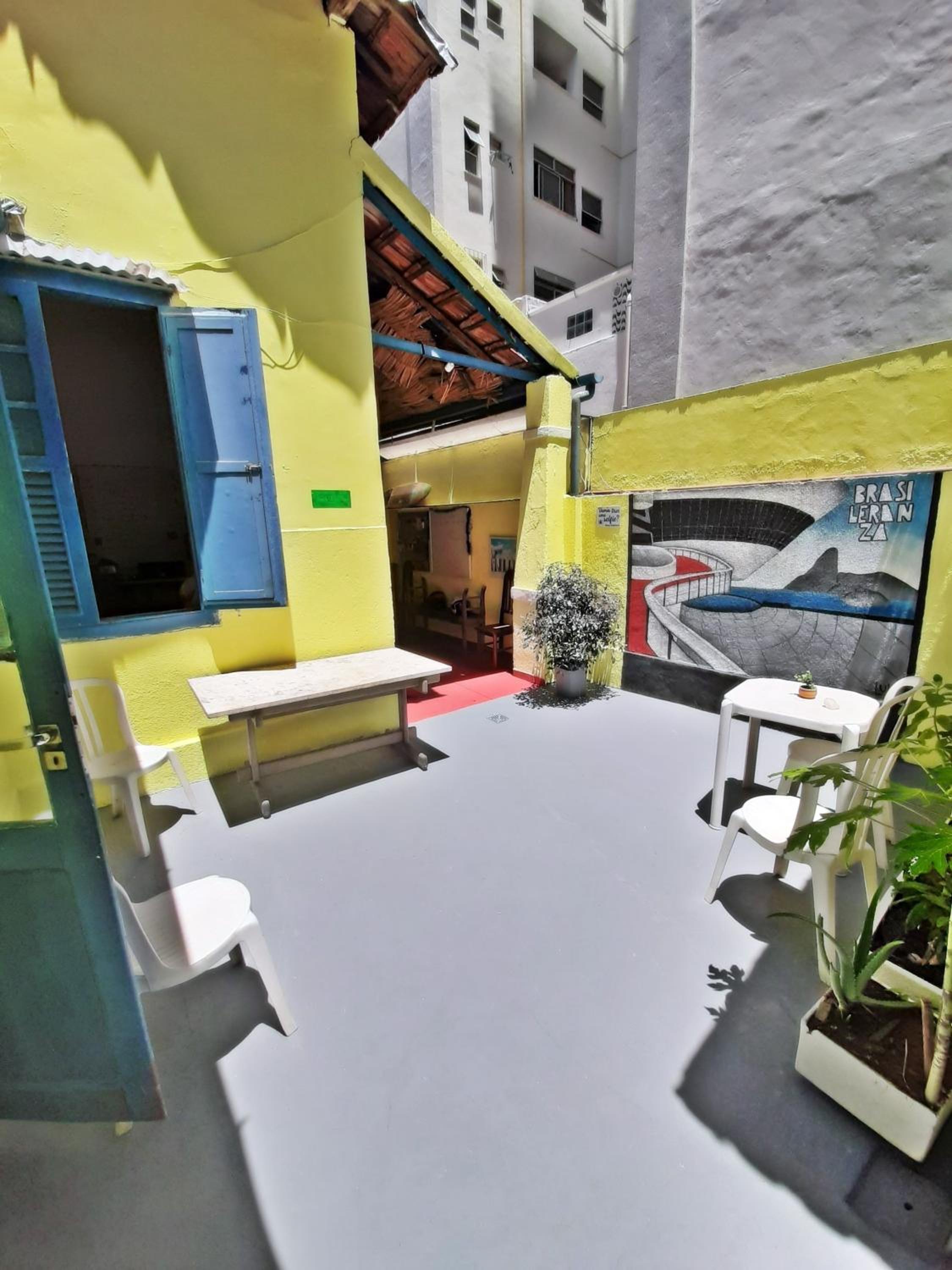 Brasileranza Hostel