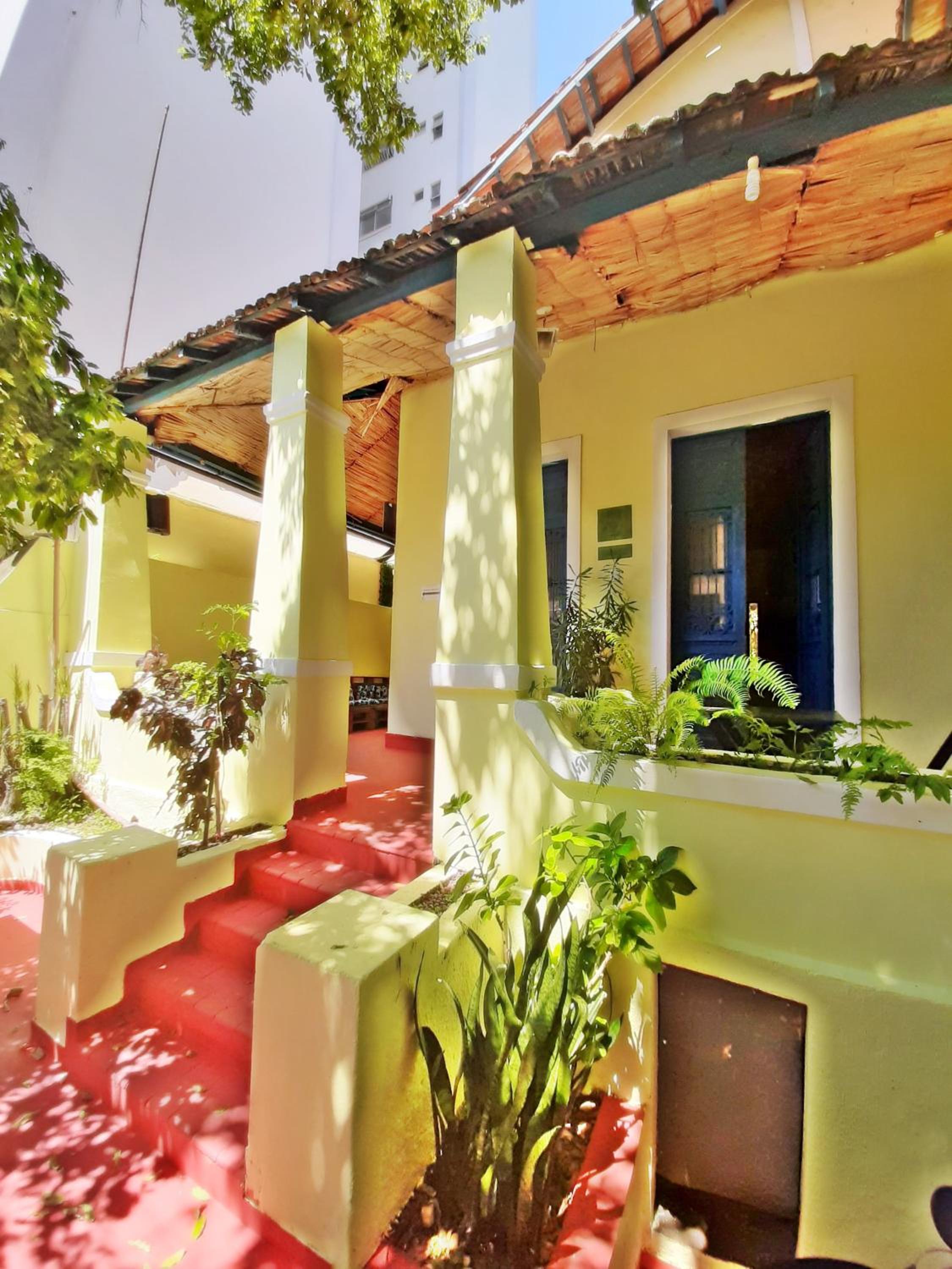 Brasileranza Hostel