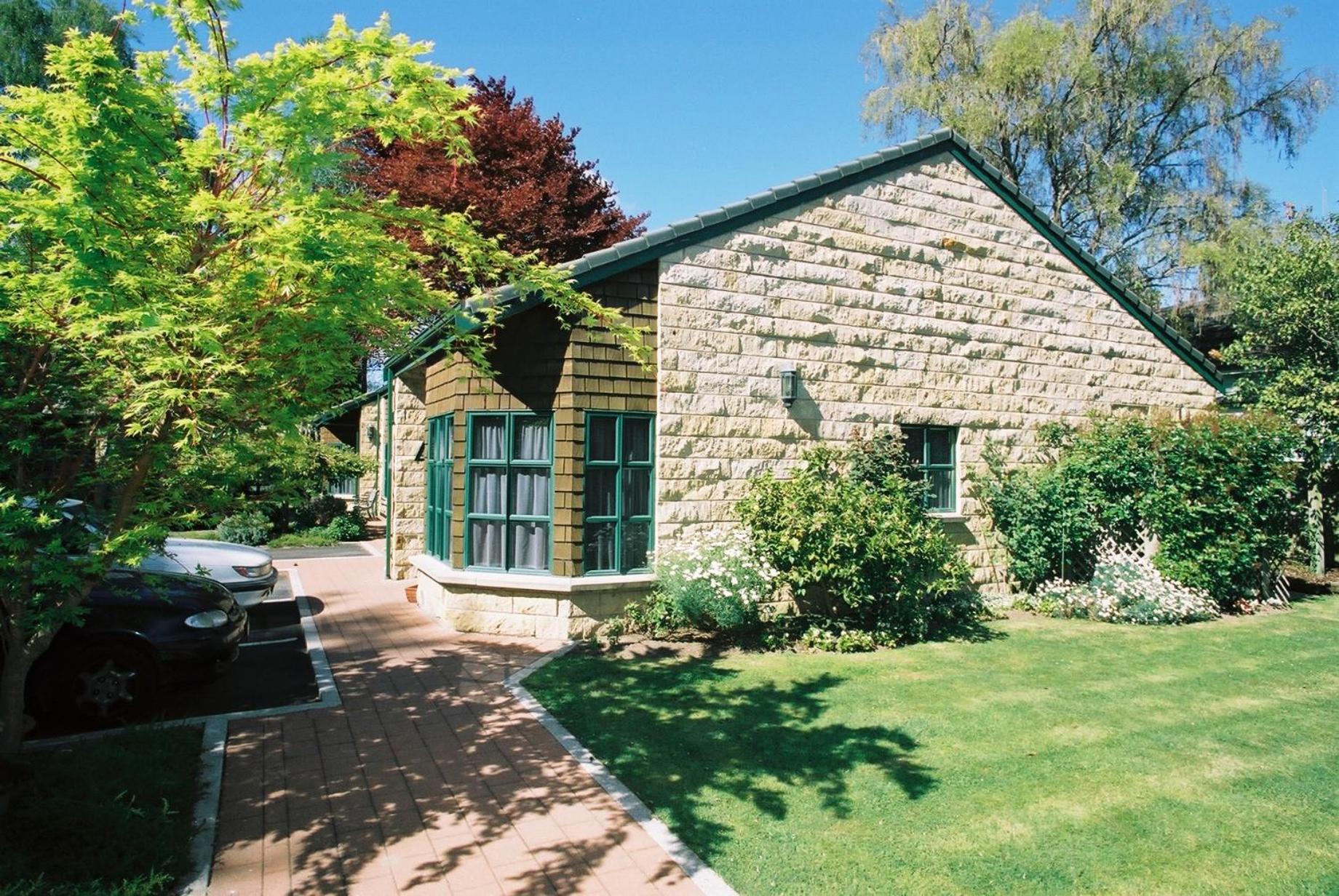 Cambridge Mews Motel