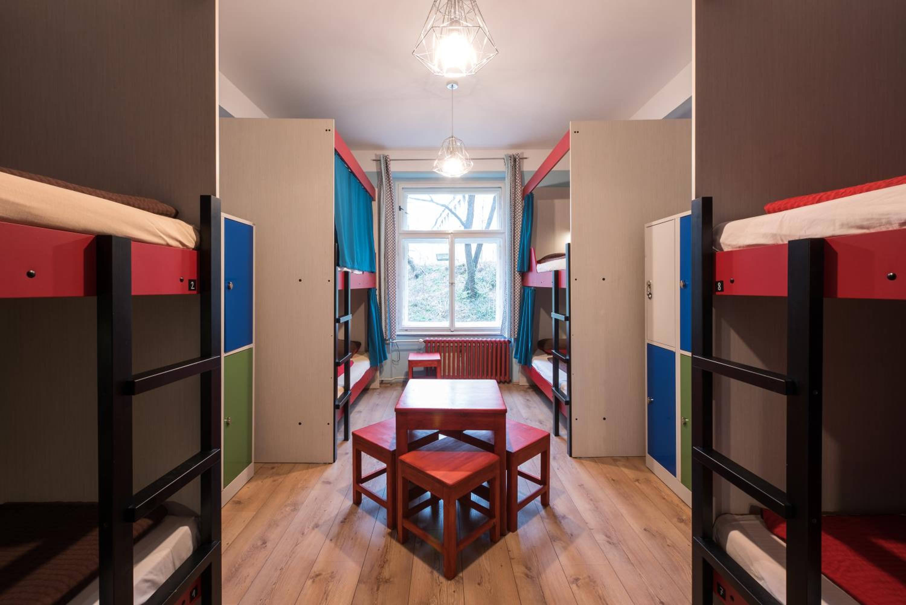Hostel Elf