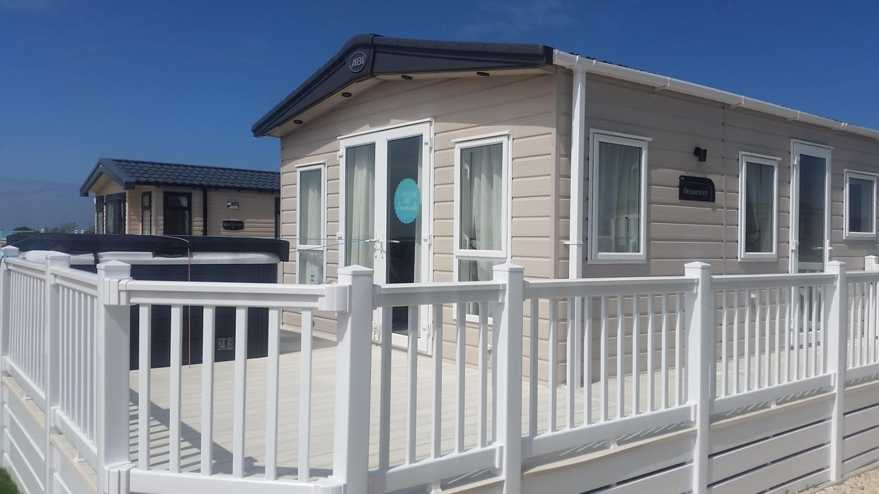 Hotel Valley View with a luxurious hot tub - Image 1