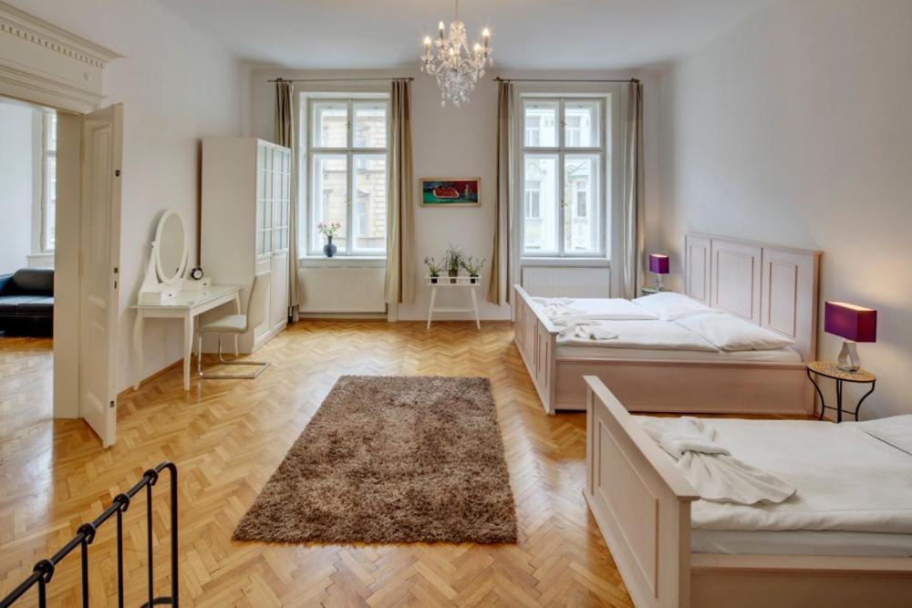 Kaprova 5 - Old Town Apartments