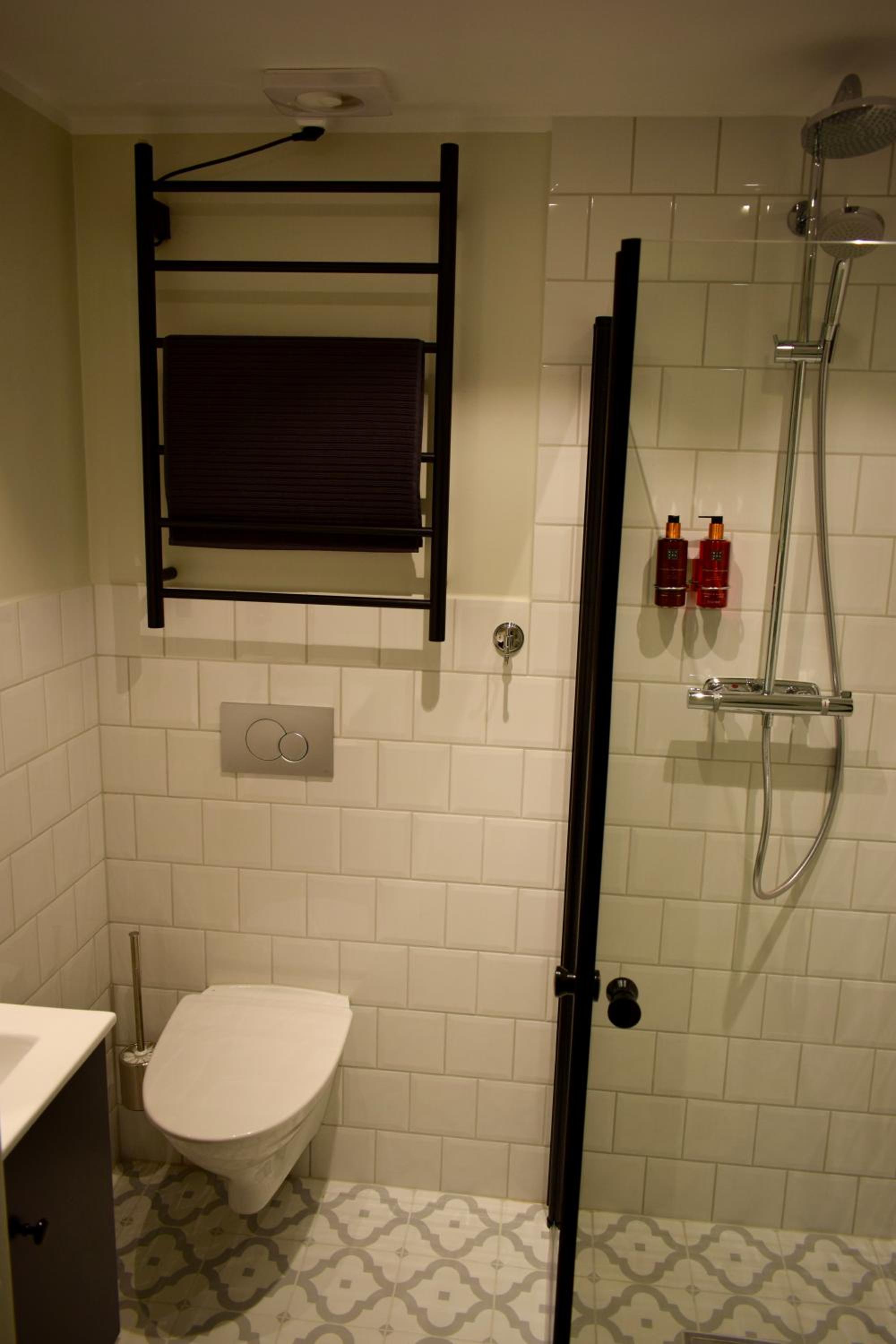 Photo 28