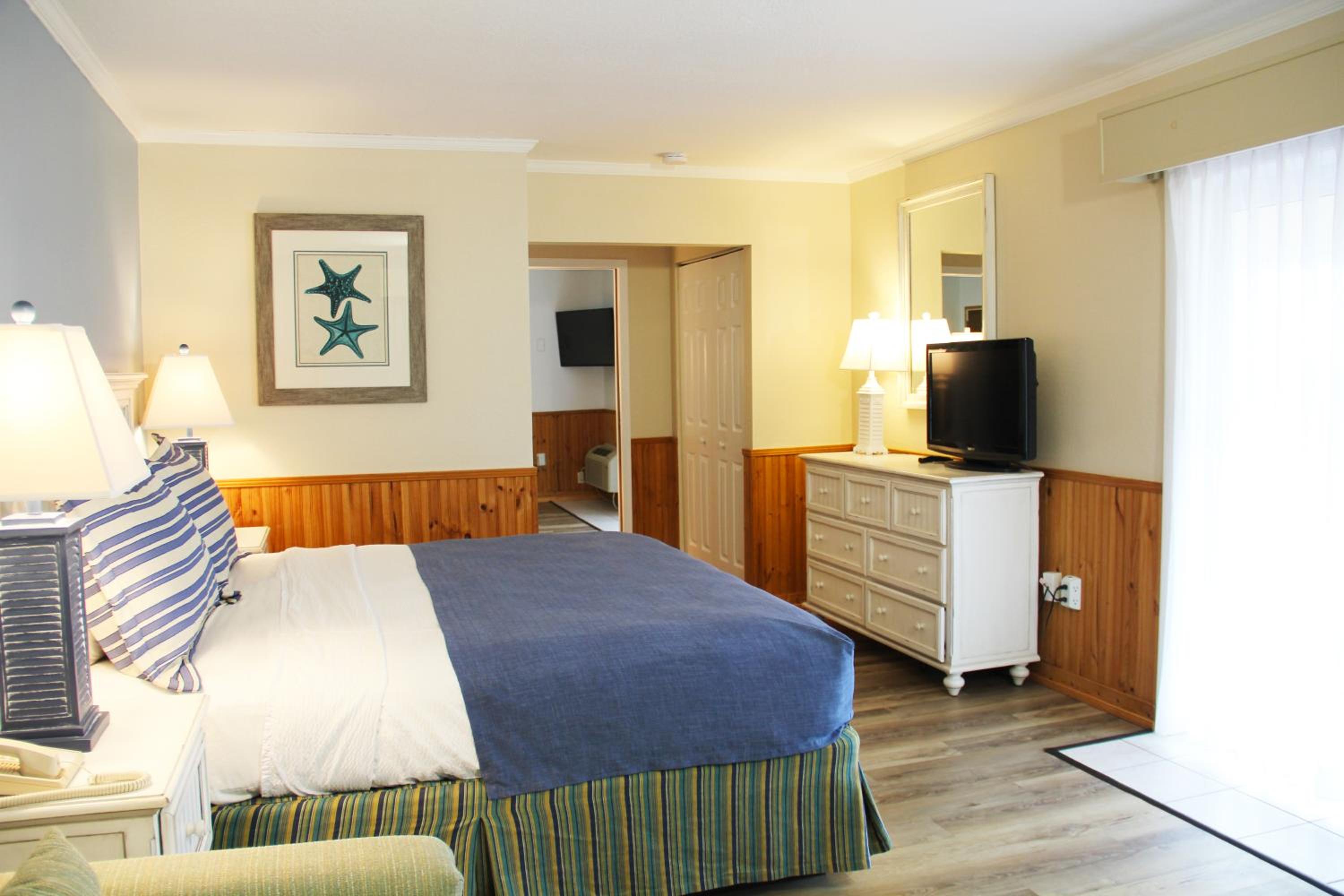 Surf Side Hotel