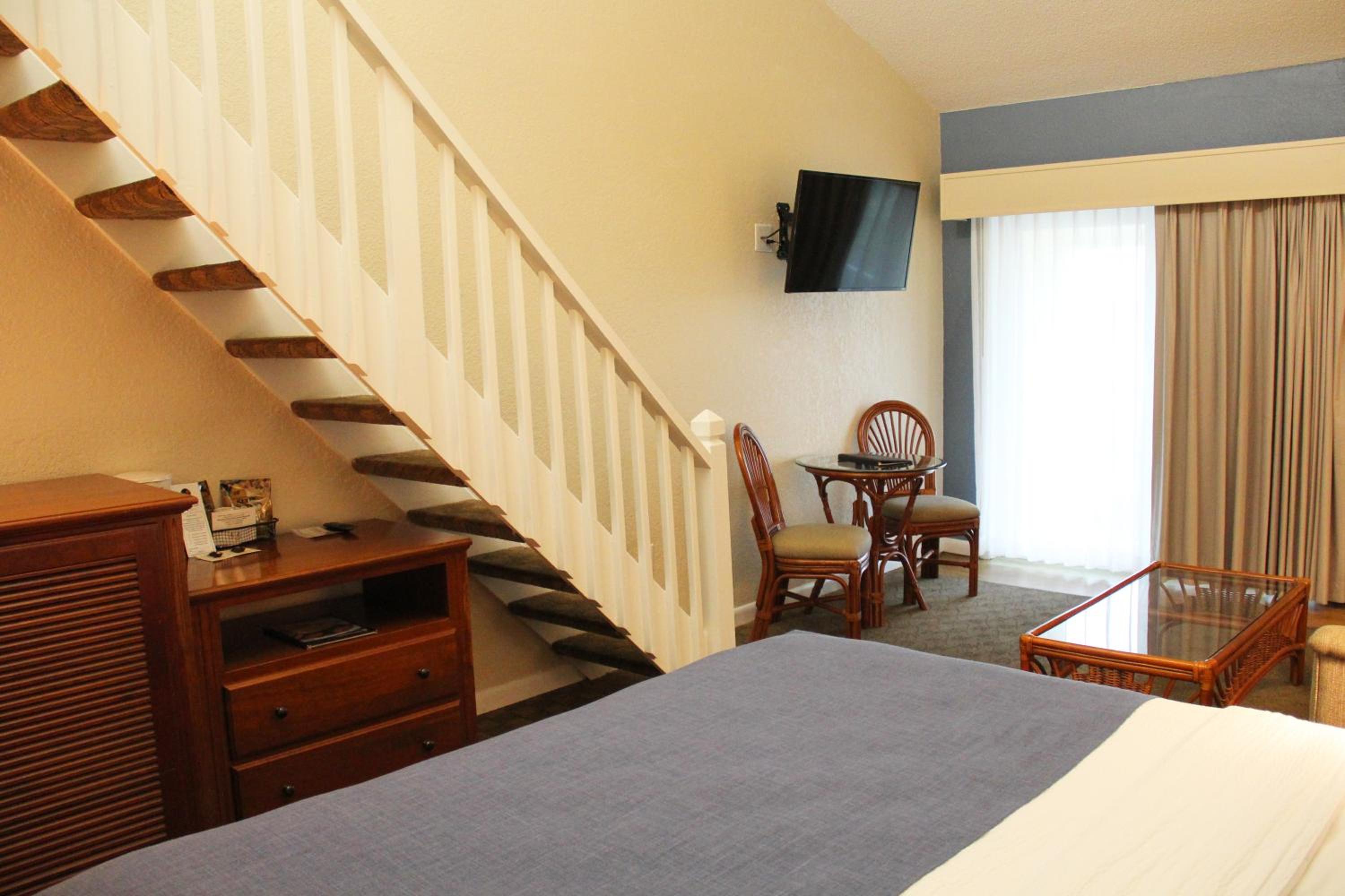 Surf Side Hotel