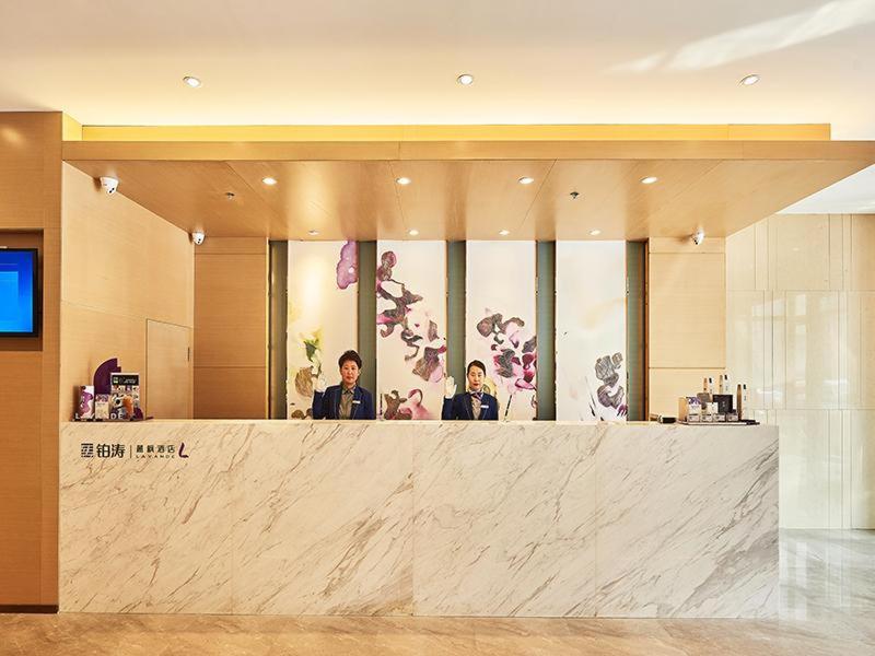 Lavande Hotel Changchun Peoples Square view 5