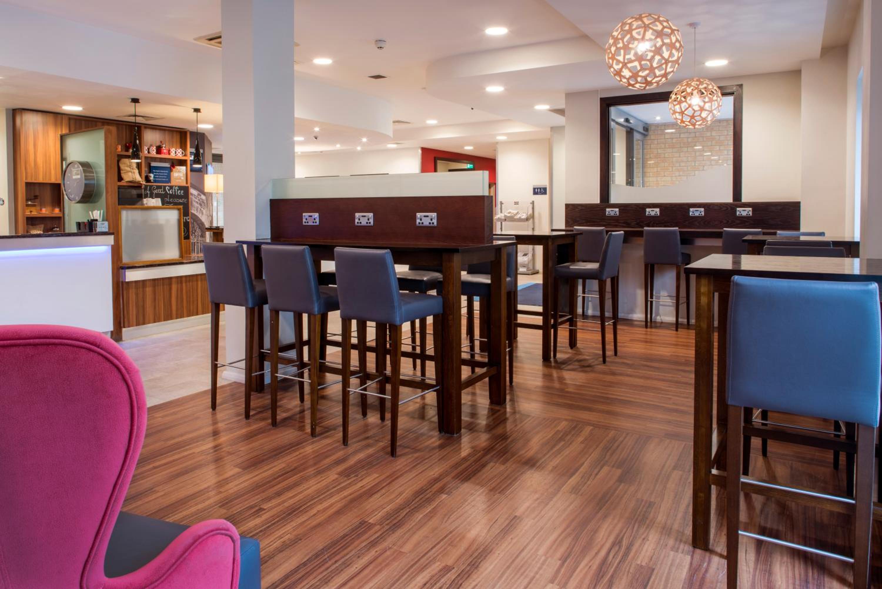 Leicester Vacations - Holiday Inn Express Leicester City, an IHG Hotel - Property Image 35