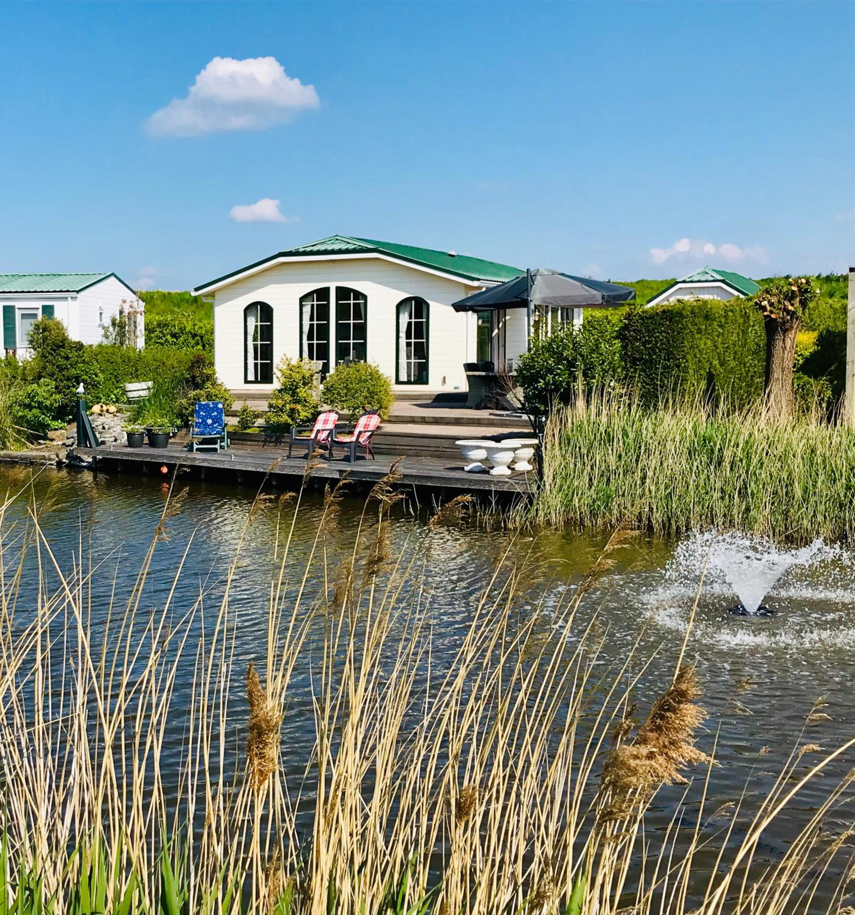 De Parel van Zeeland met jacuzzi en sauna view 2