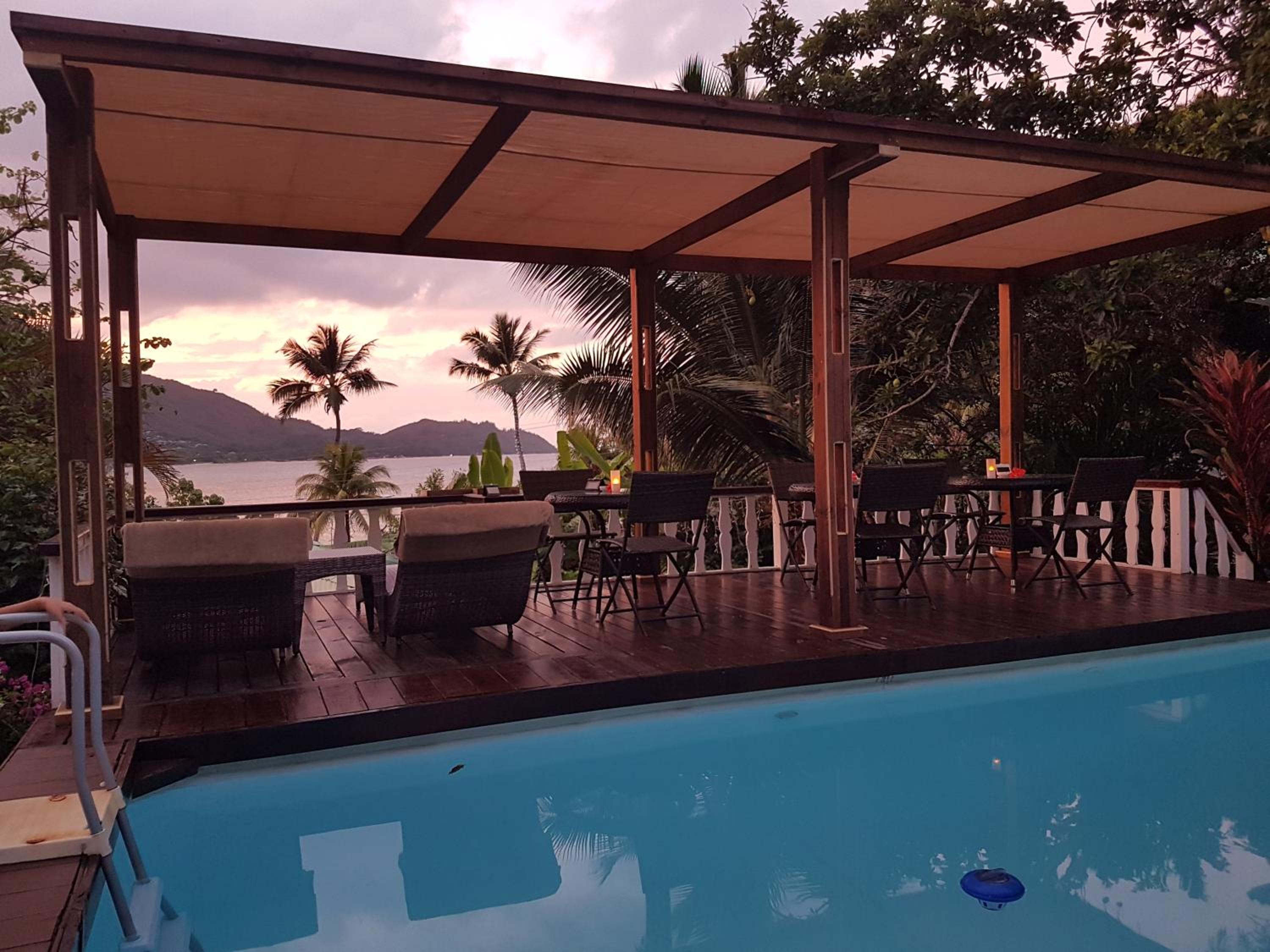 Sea View Lodge