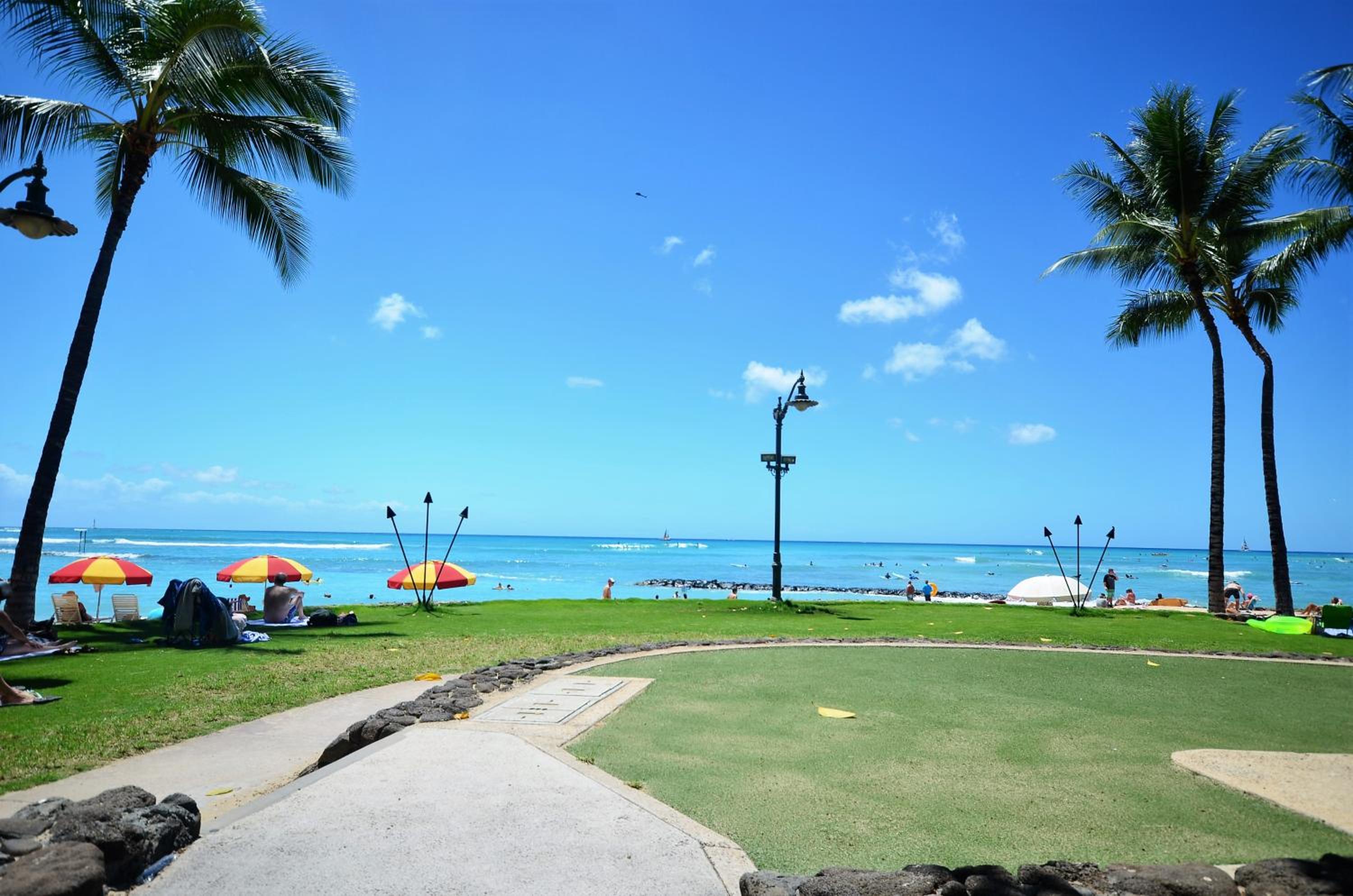 Renovated Private Kuhio Village 708A Studio - 2 min Walk 2 the Beach!