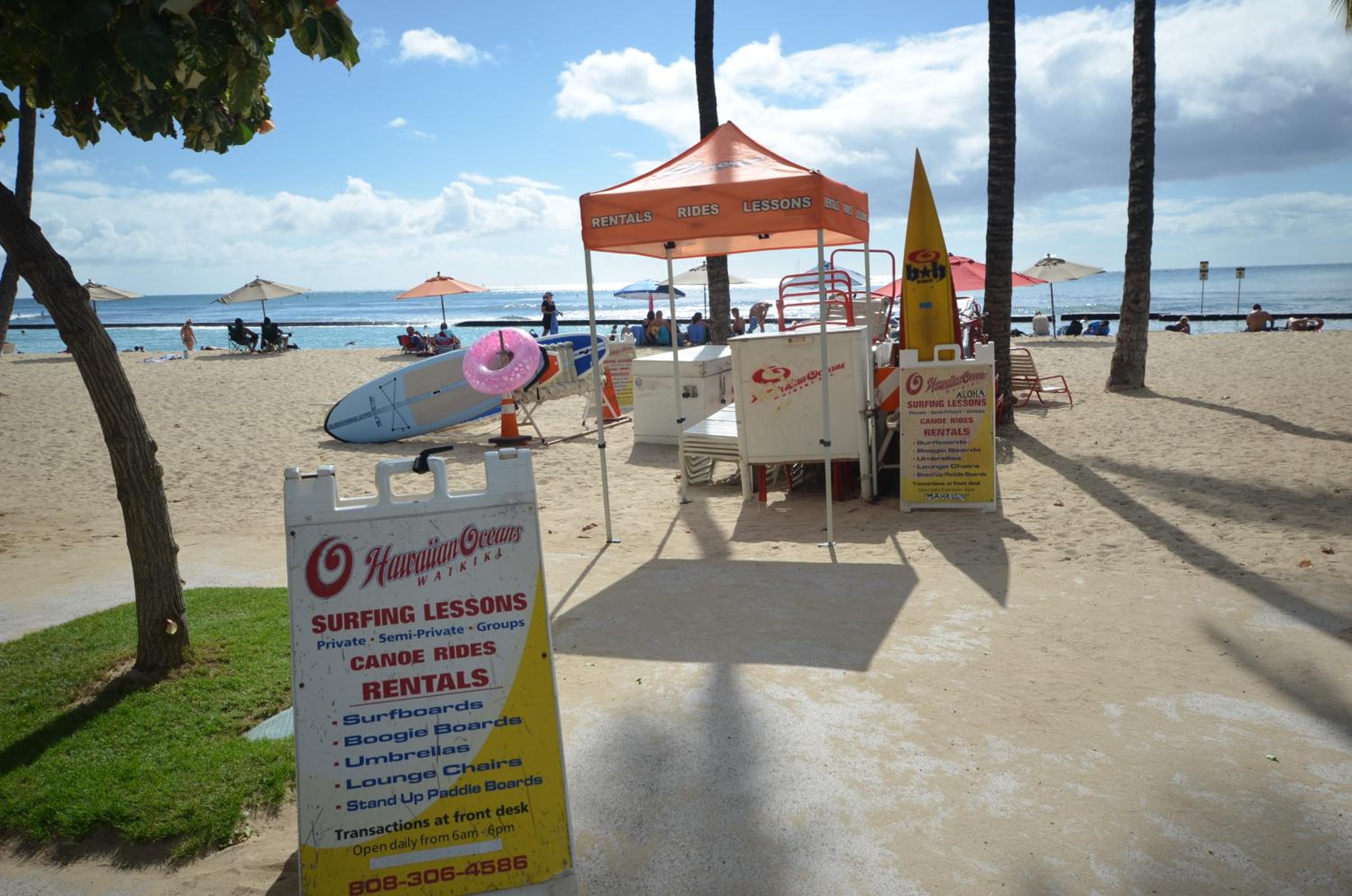 Renovated Private Kuhio Village 708A Studio - 2 min Walk 2 the Beach!