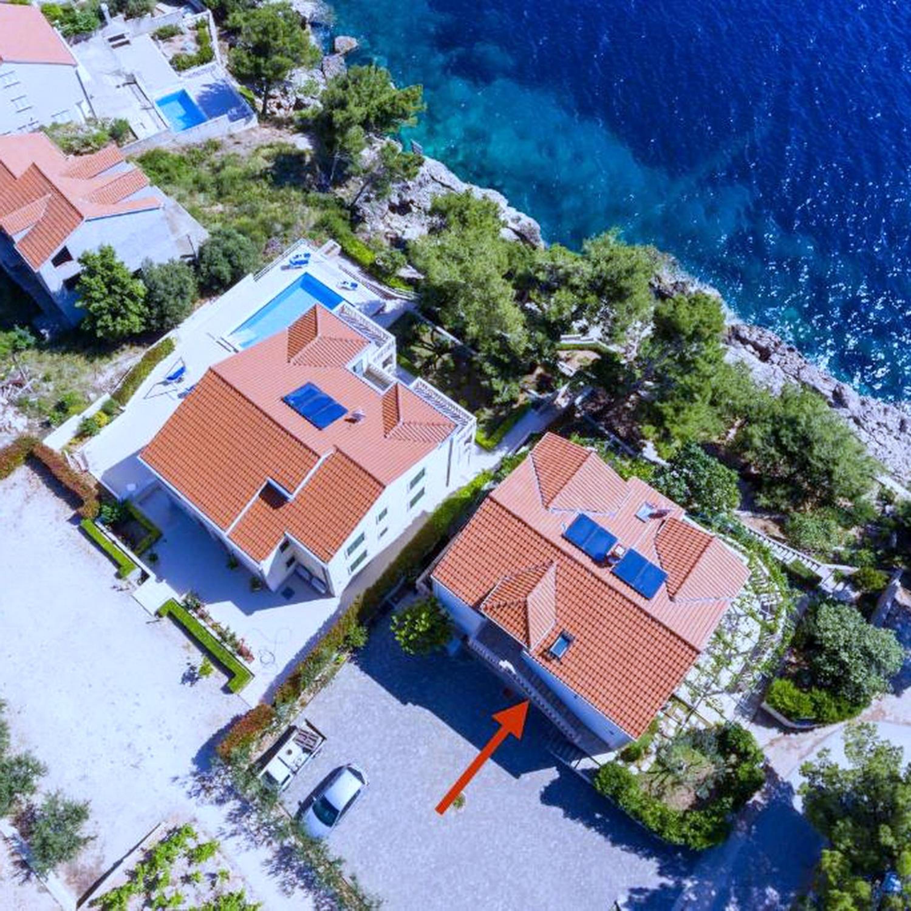 Apartments Plavac Mali