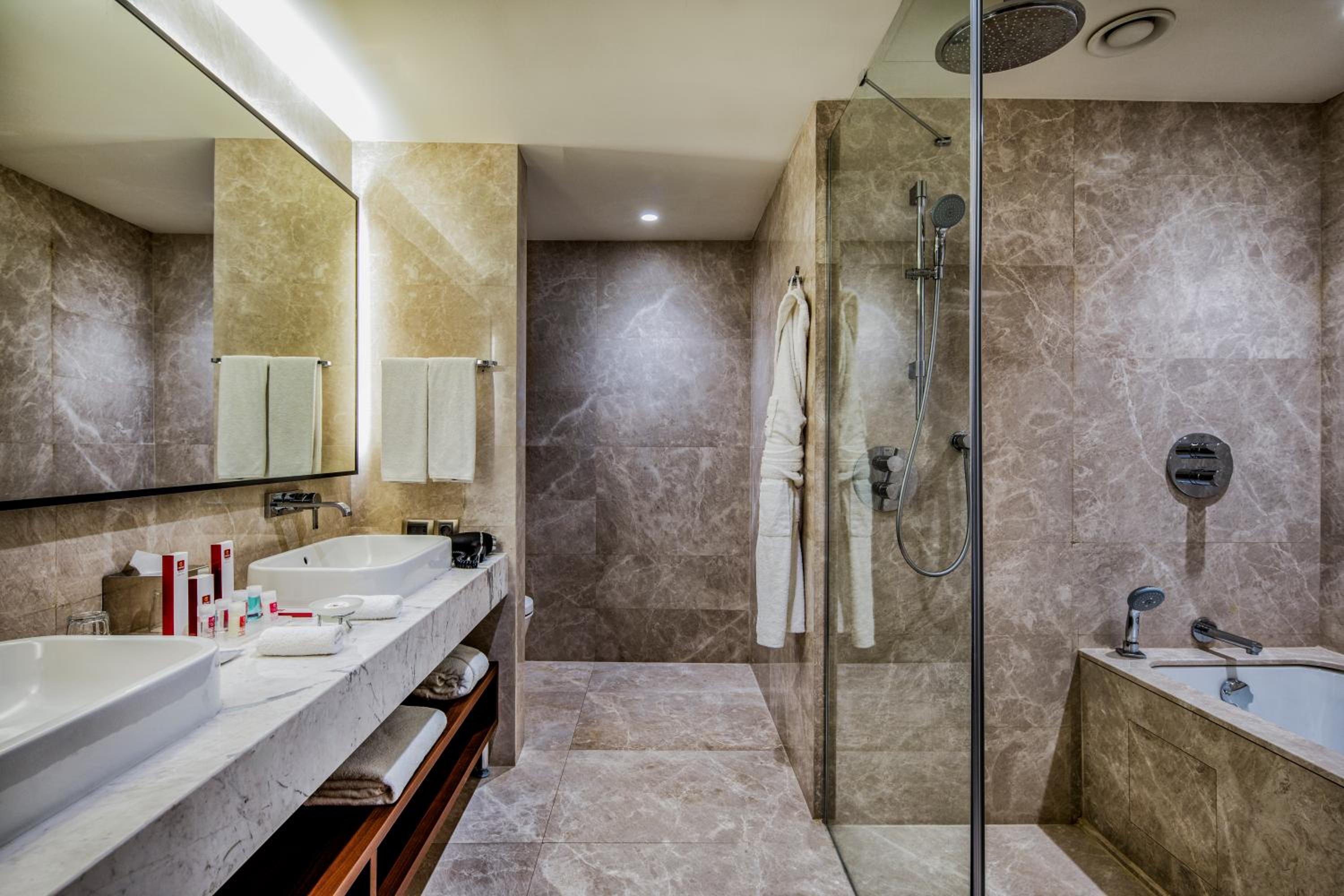 Clarion Otel Golden Horn - Image 68