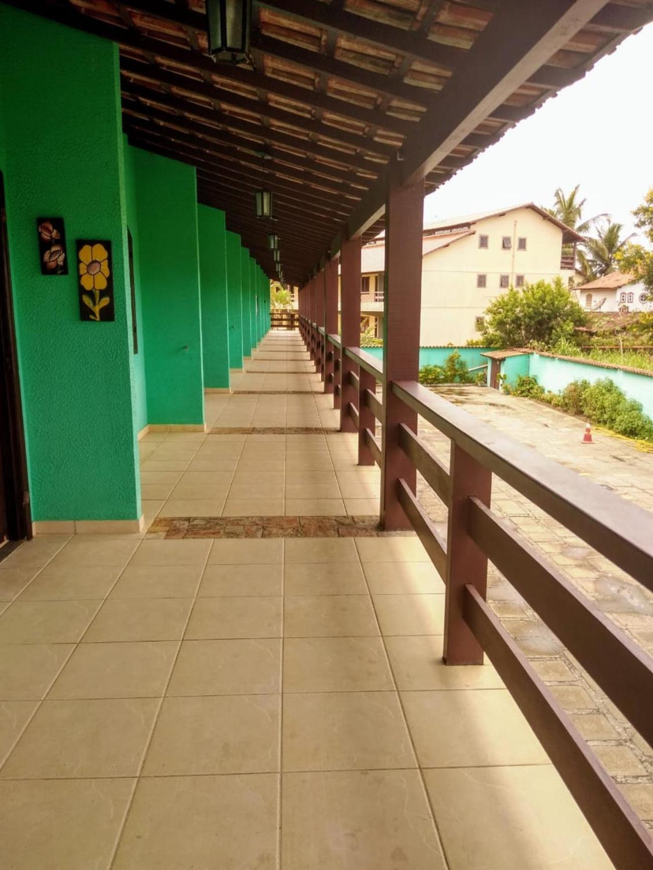 4let Saint Jhon Peró