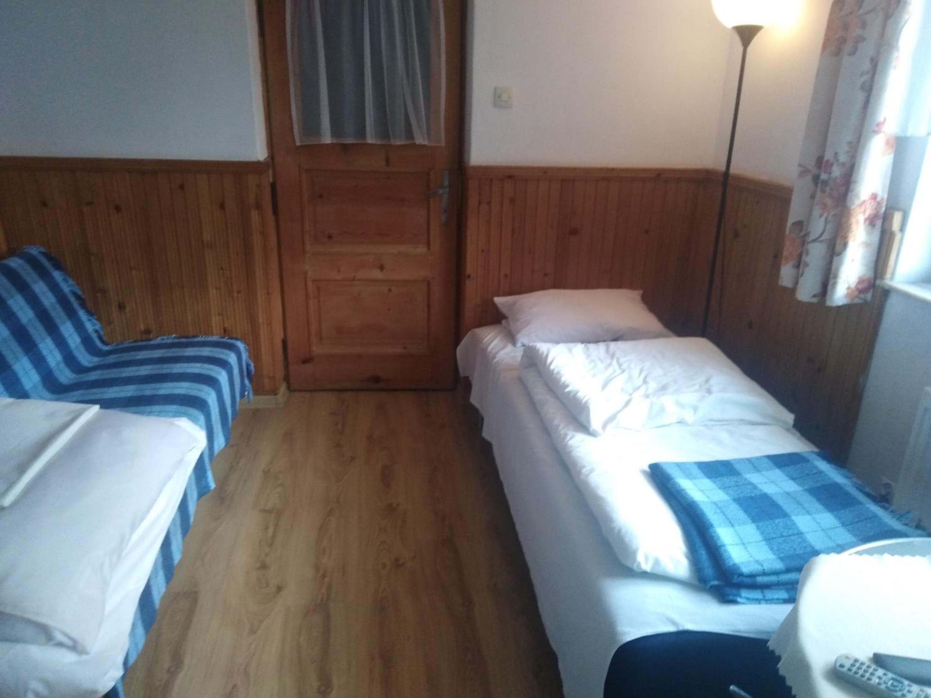 Photo 46