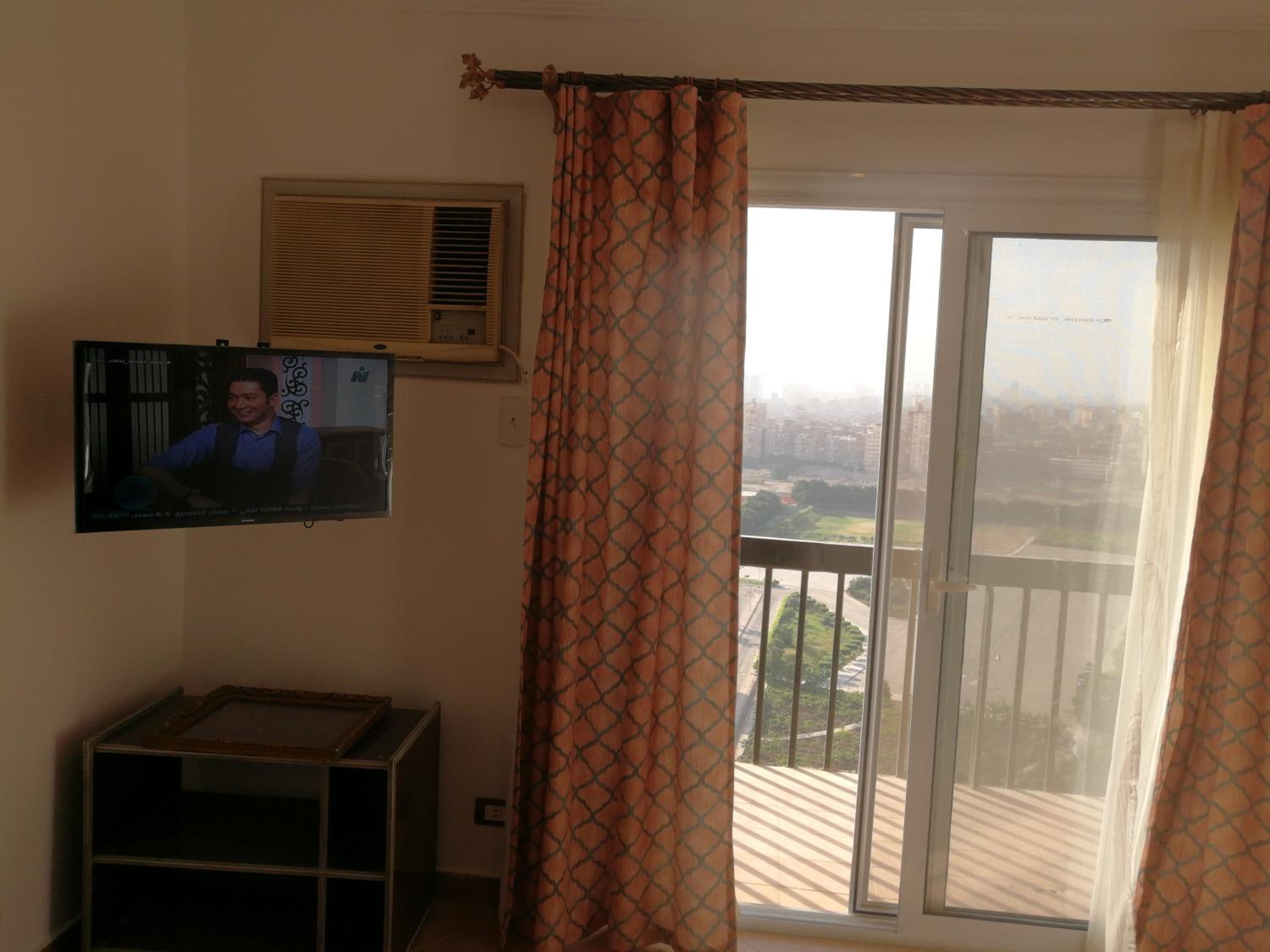 Three bedrooms apartment Nile view maadi