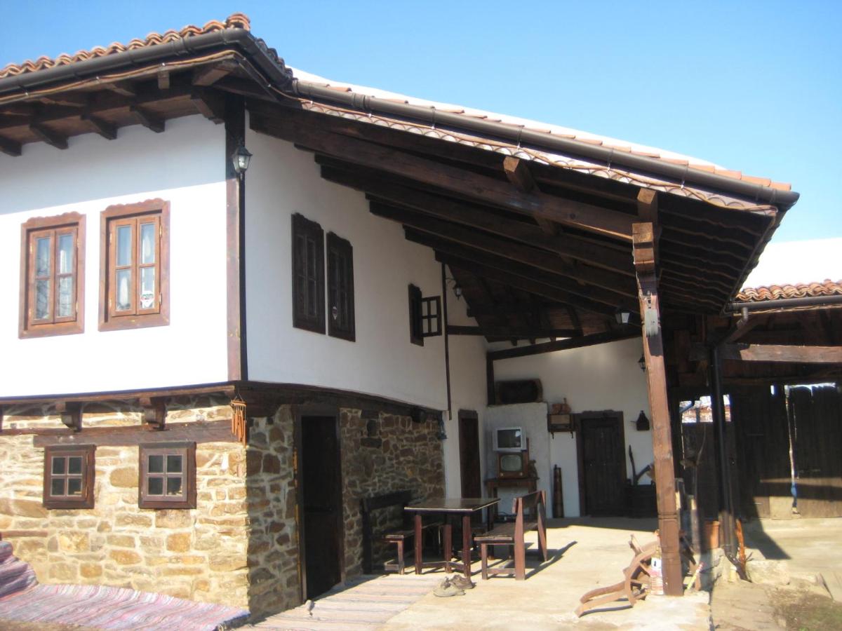 Beeva House