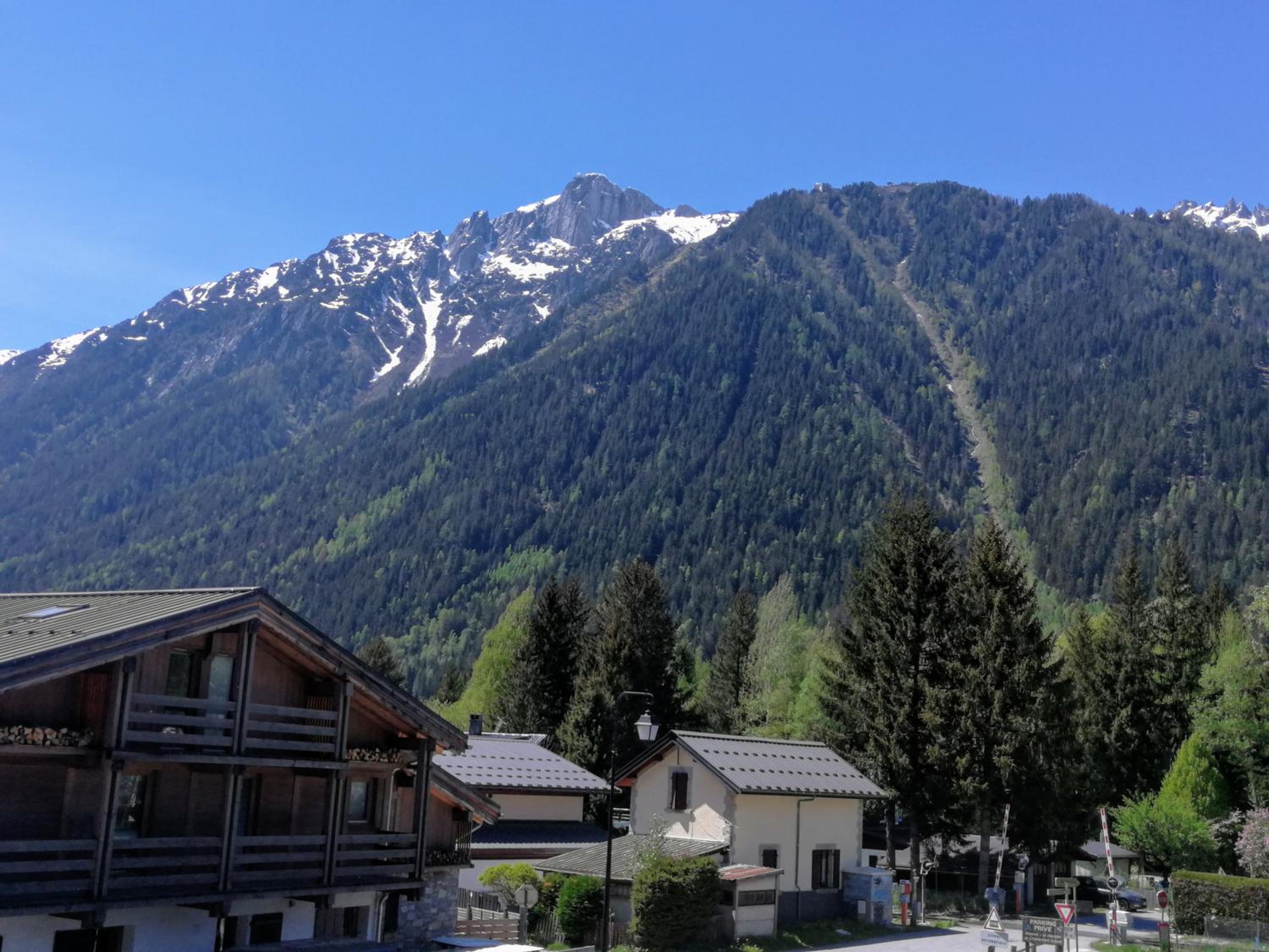 Le Chamoniard Volant view 3