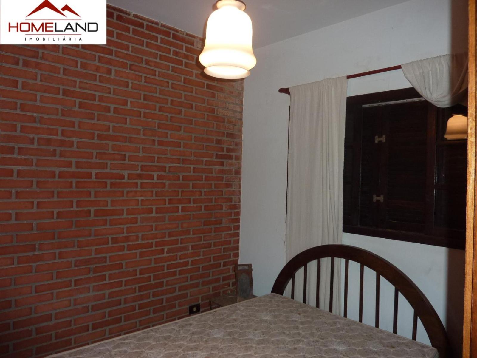 Linda casa em condomínio ecológico de alto padrão a 1h de SP, Terreno de 1500m2 com amplo gramado e piscina, WiFi para Home Office, Área gourmet com churra