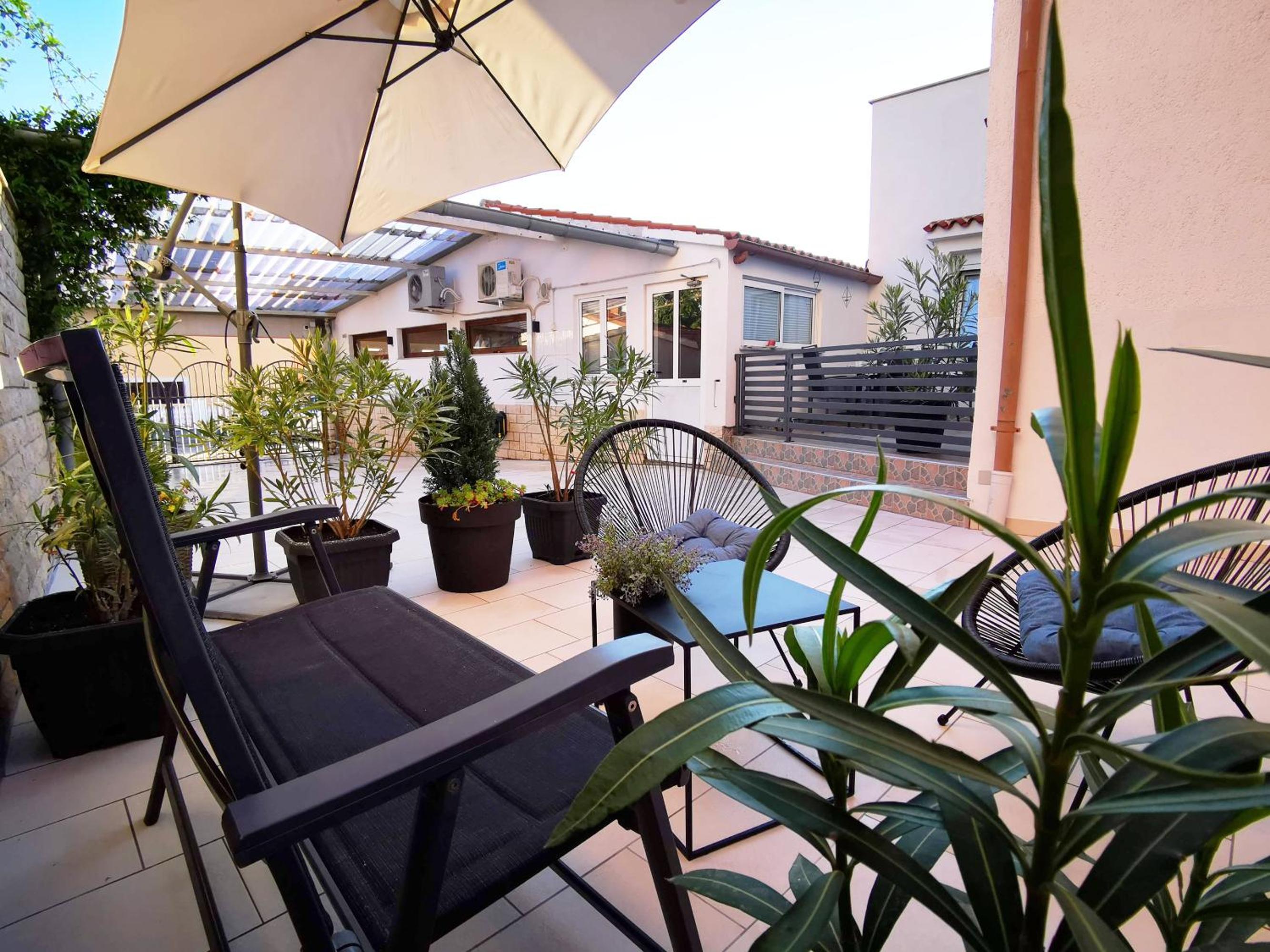 Apartment Dante view 5