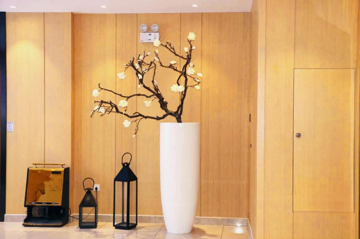 hotel reception