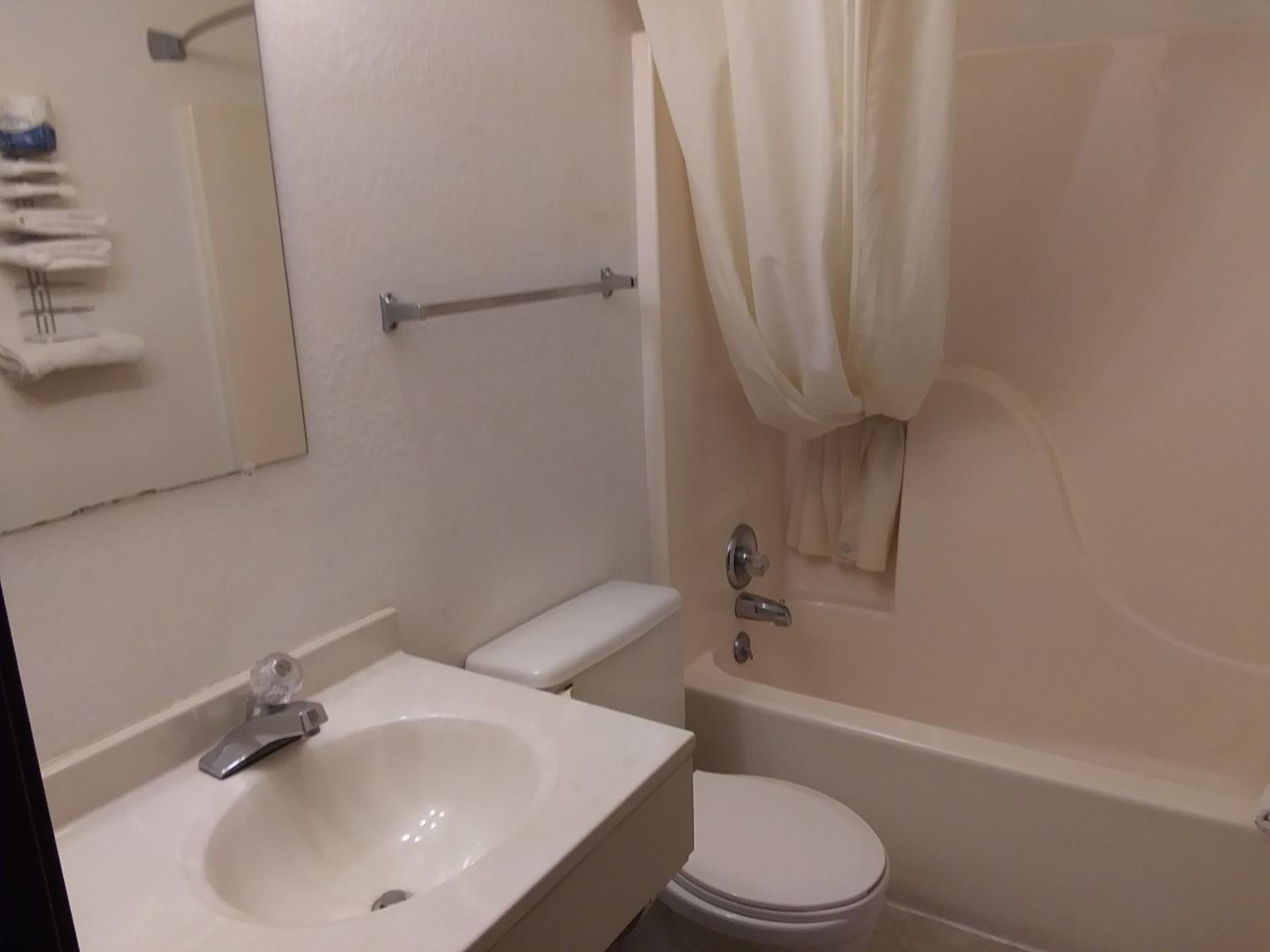 Amerihost Inn & Suites, Zdjęcie 10
