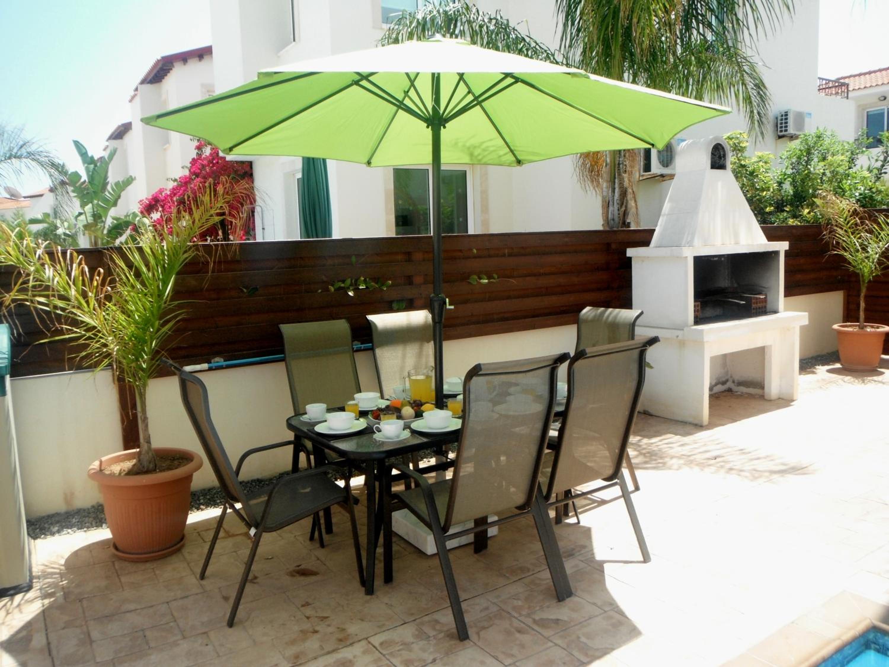 Luxury Villa - Private Pool and Wifi Perfect location for a holiday