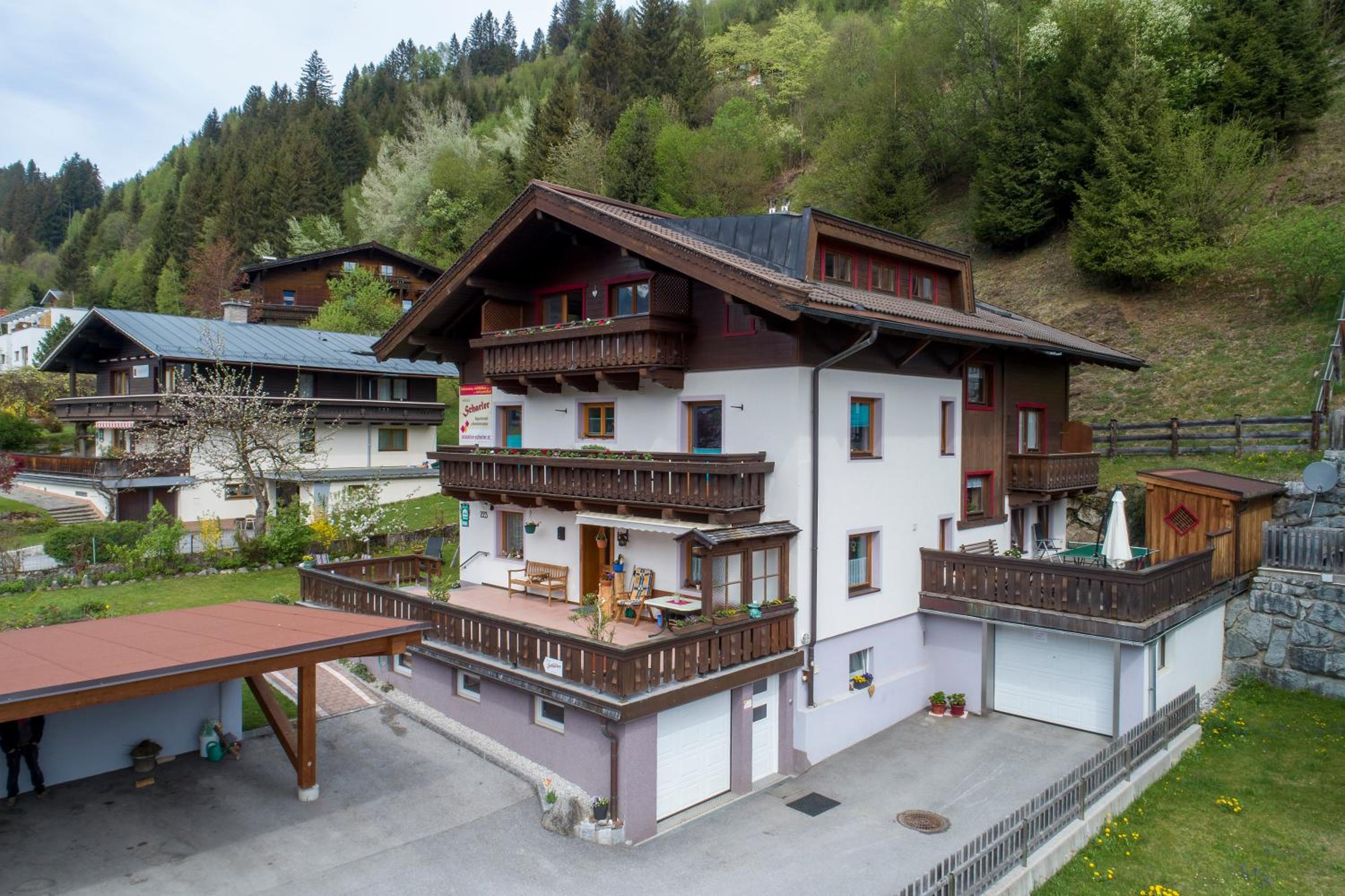 Haus Scharler, Talstation