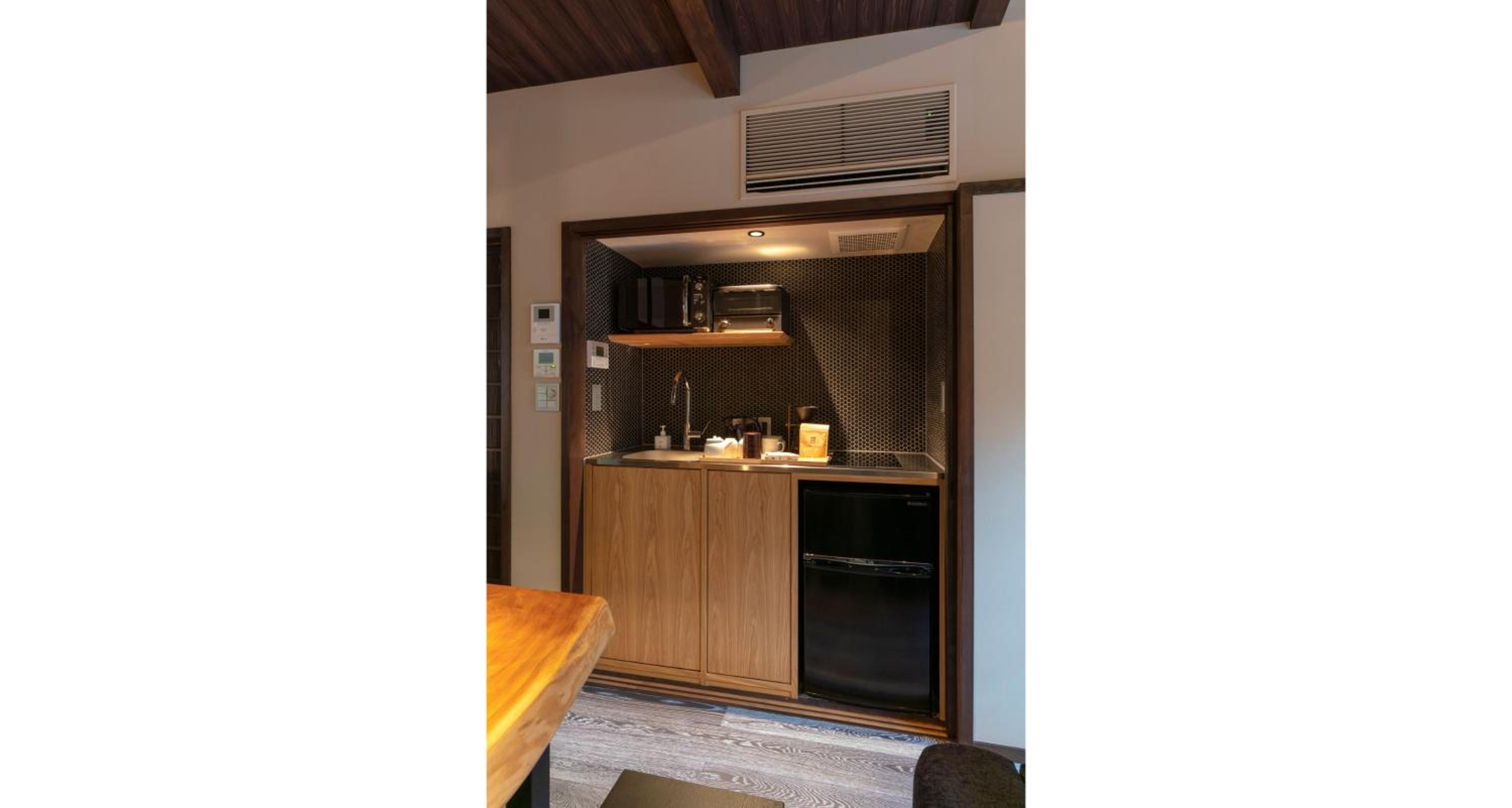 Ainotsuji Machiya House view 4