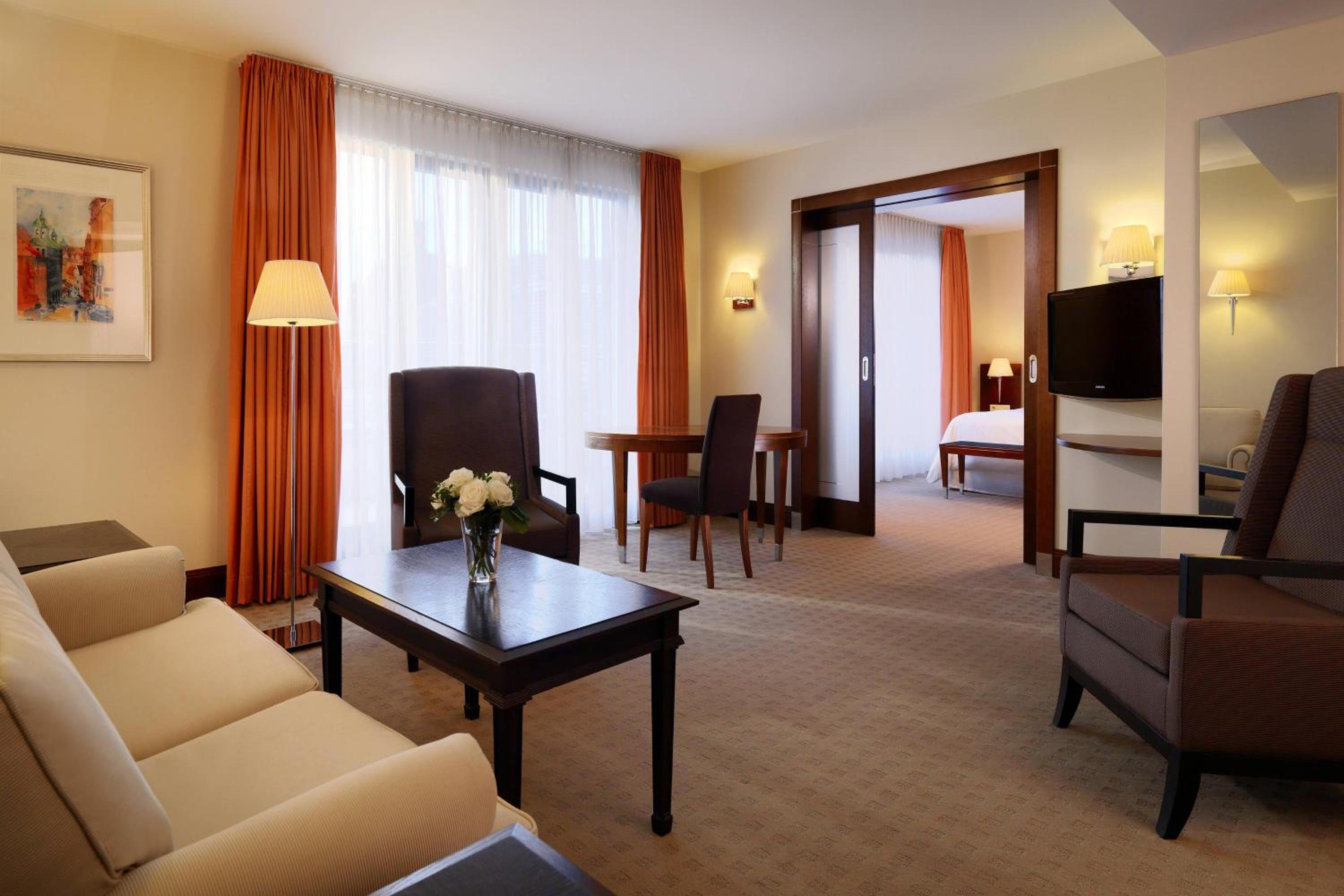 Sheraton Carlton Nuernberg - Property Image 54