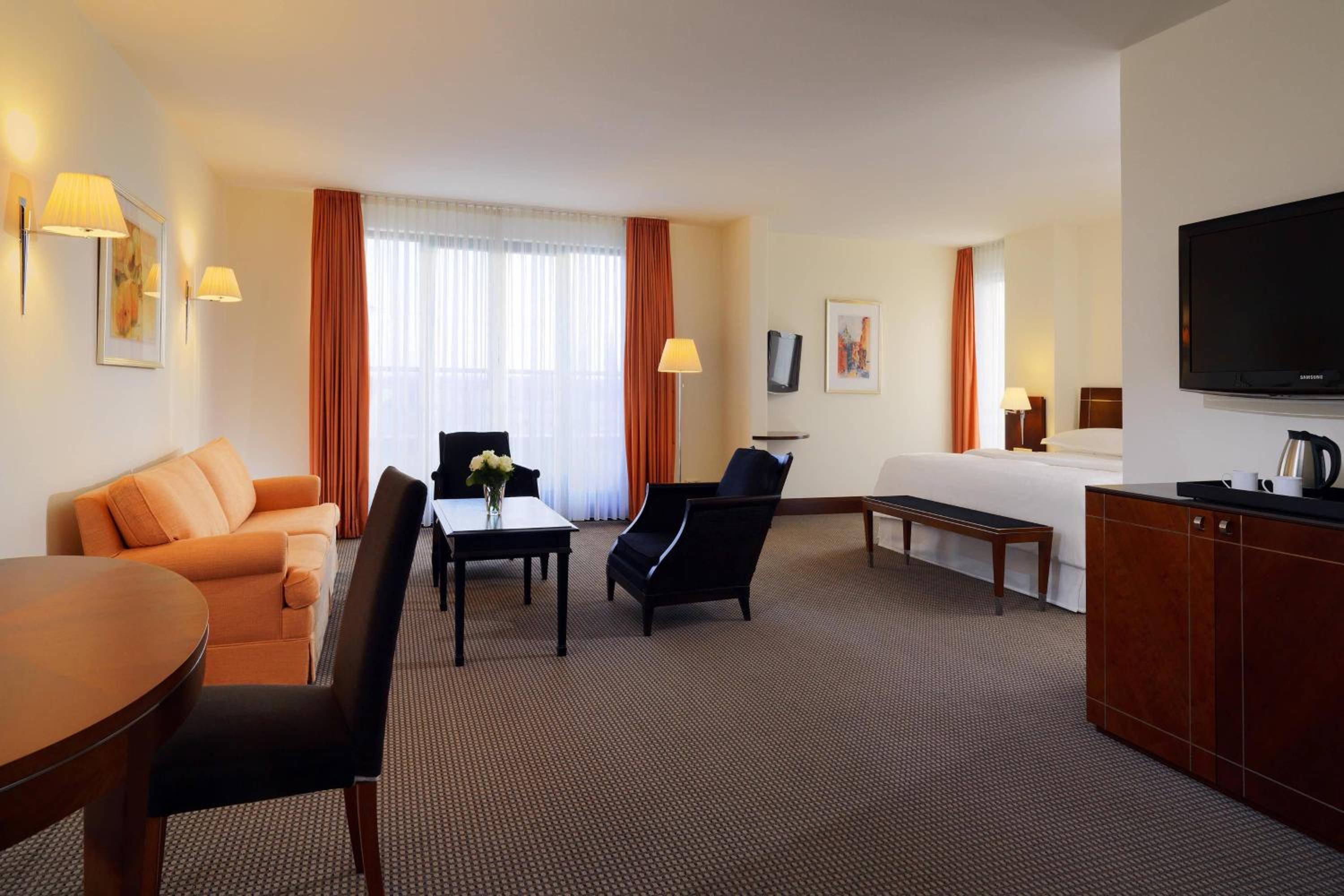 Sheraton Carlton Nuernberg - Property Image 55