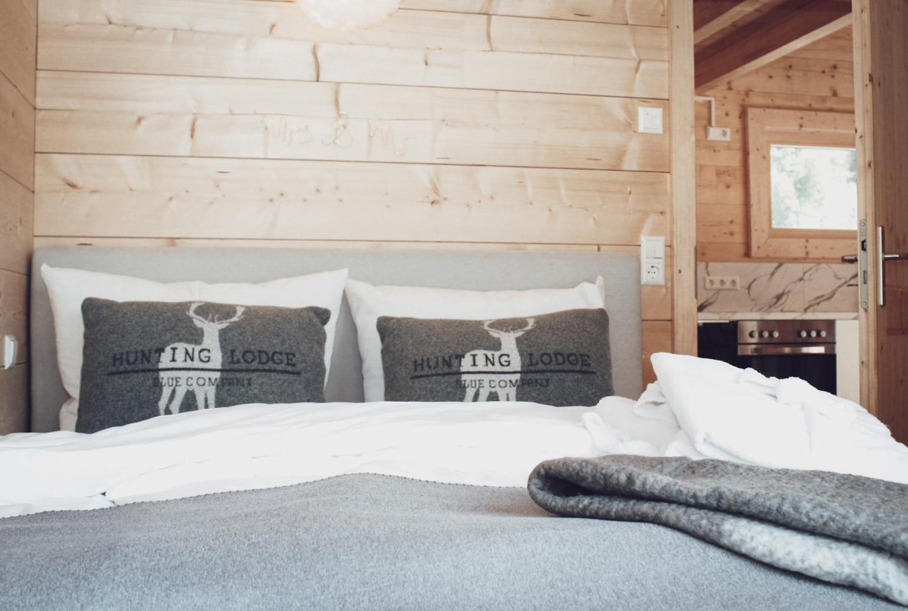HUS - Chalet Lodges