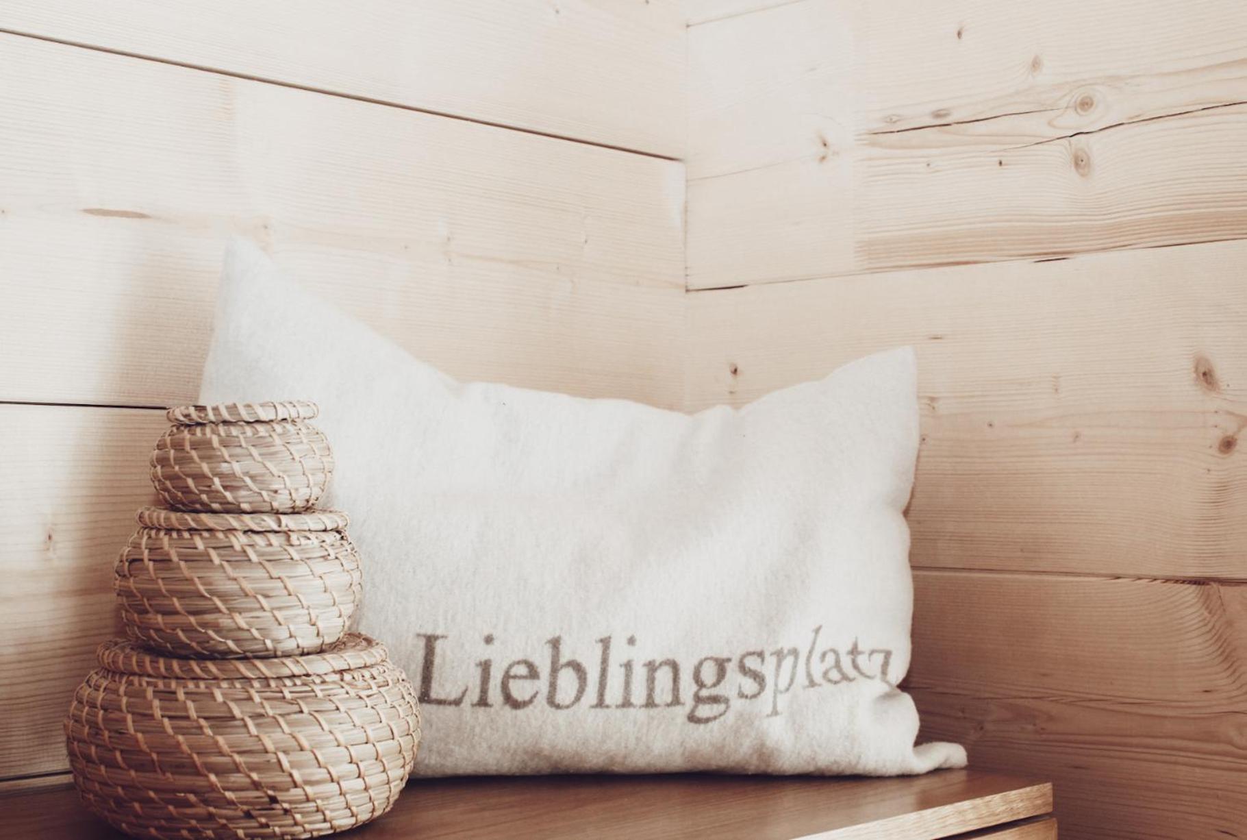 HUS - Chalet Lodges