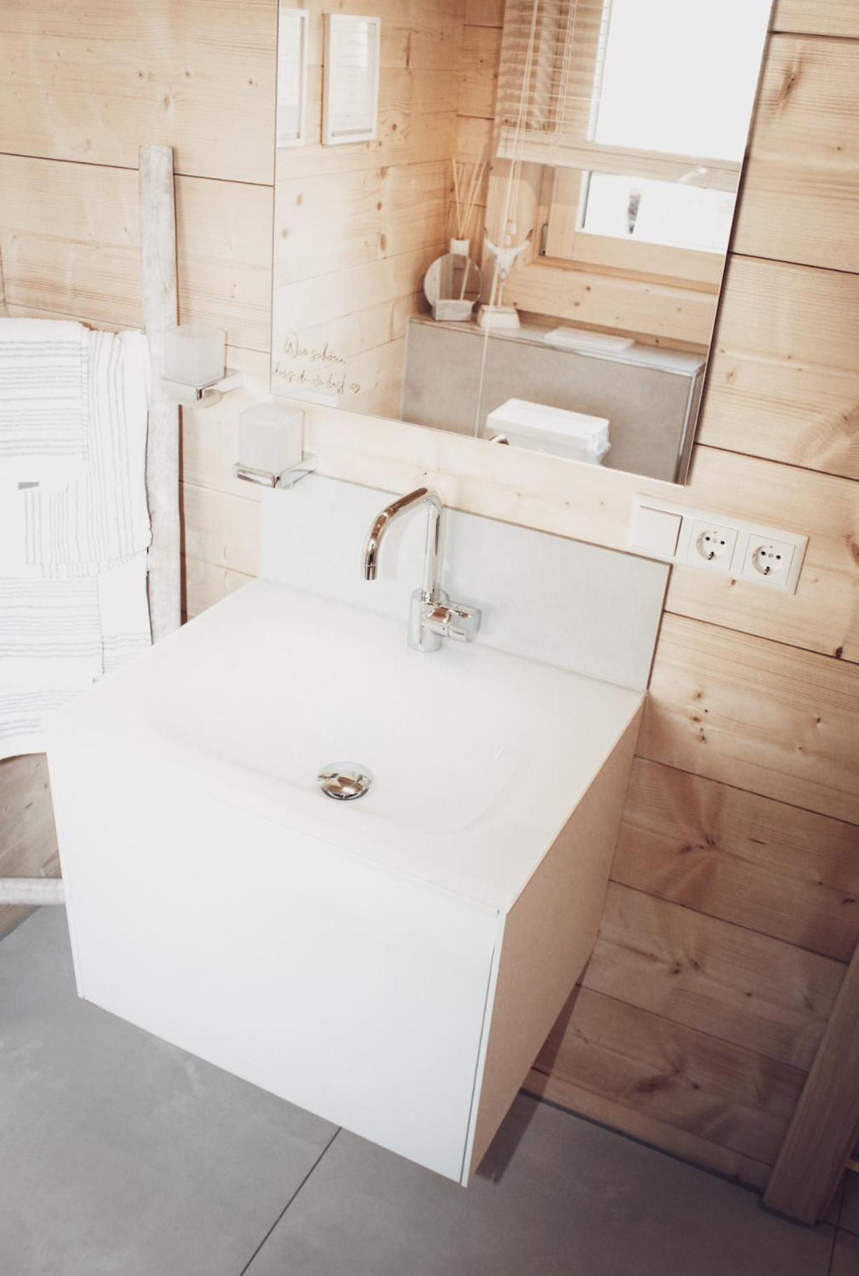 HUS - Chalet Lodges
