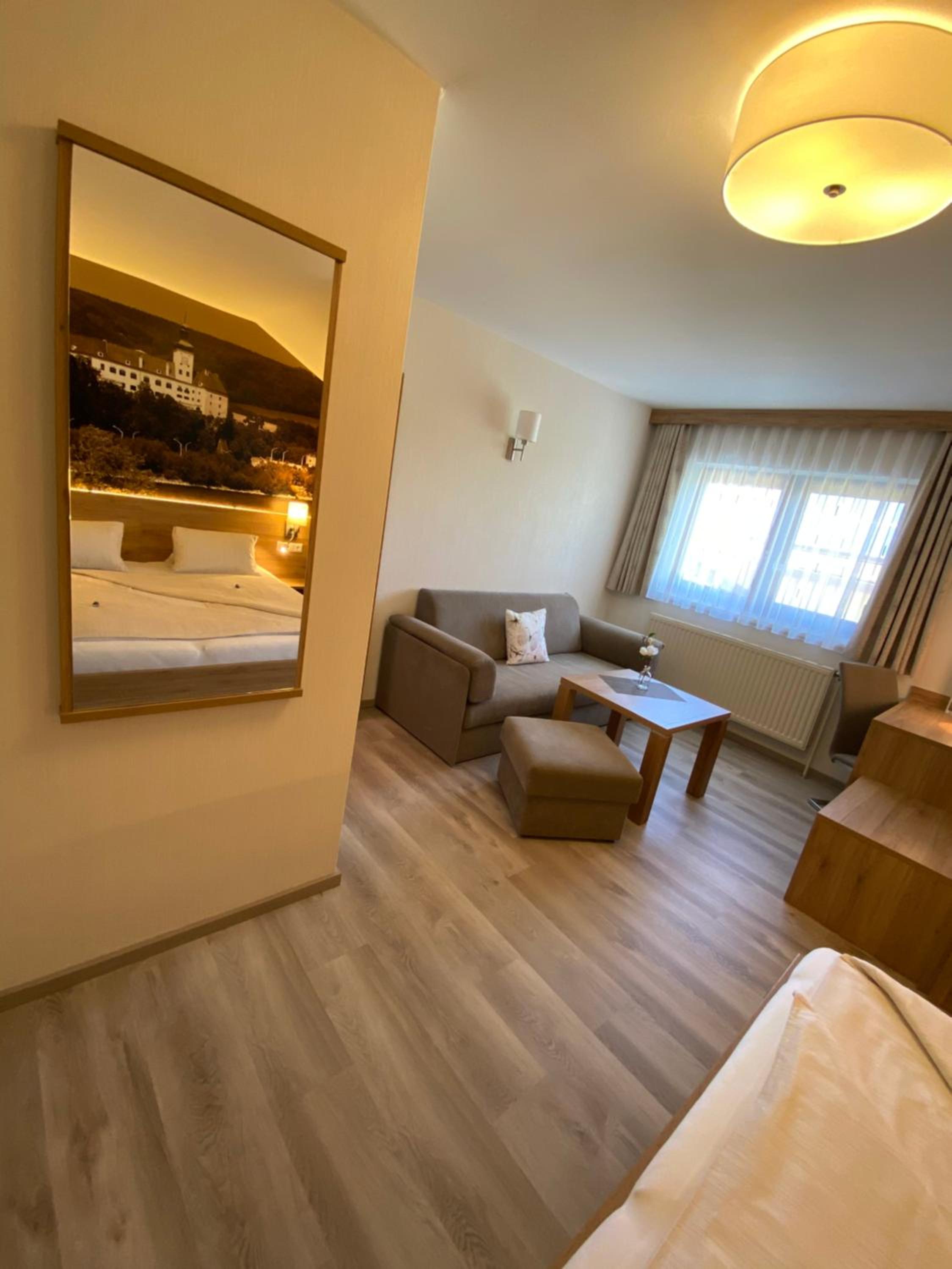Privatzimmer und Ferienwohnungen Leeb