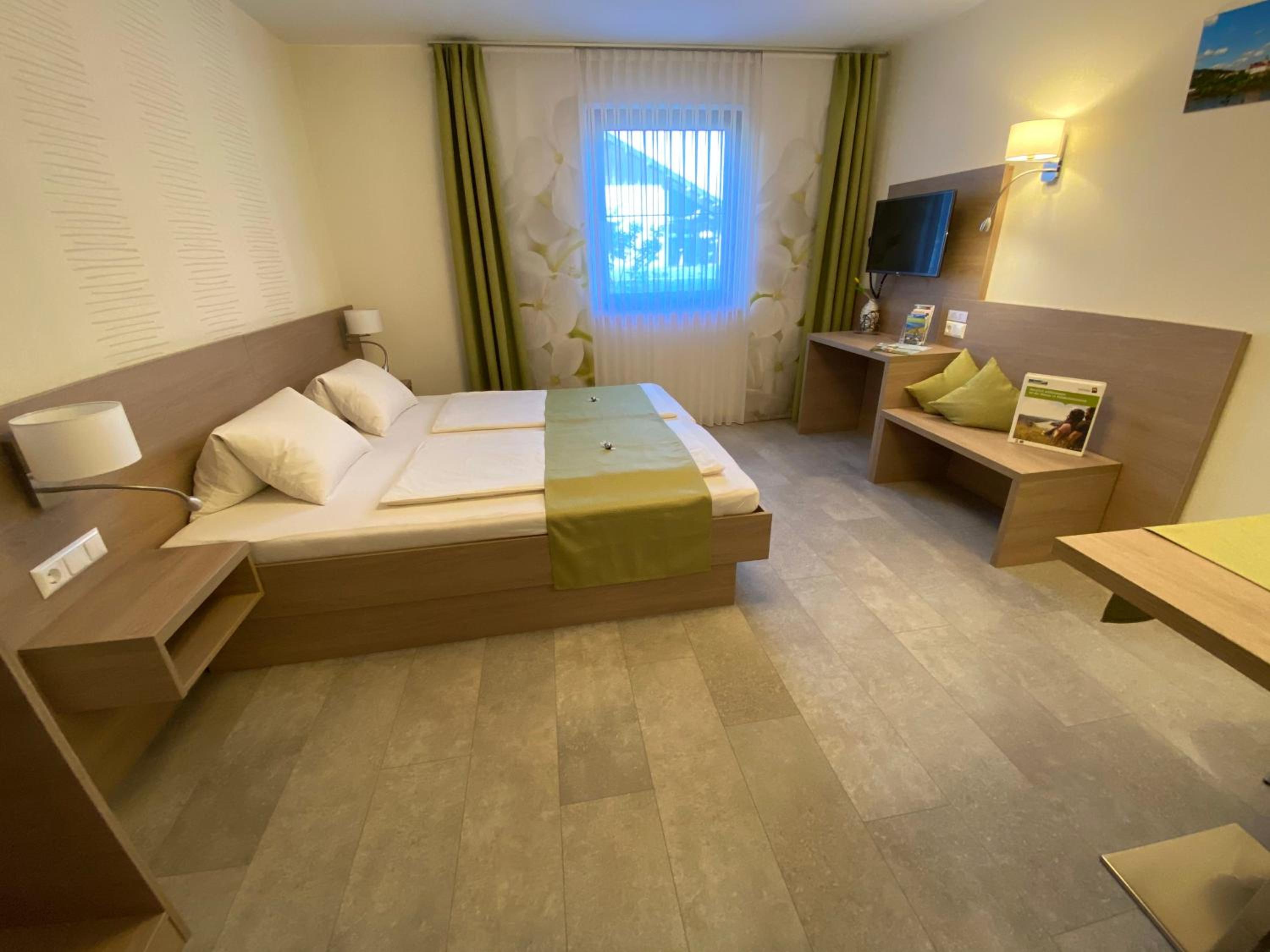 Privatzimmer und Ferienwohnungen Leeb