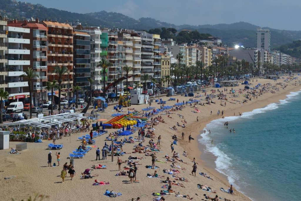 Apartamento centro de Lloret 8 people view 3