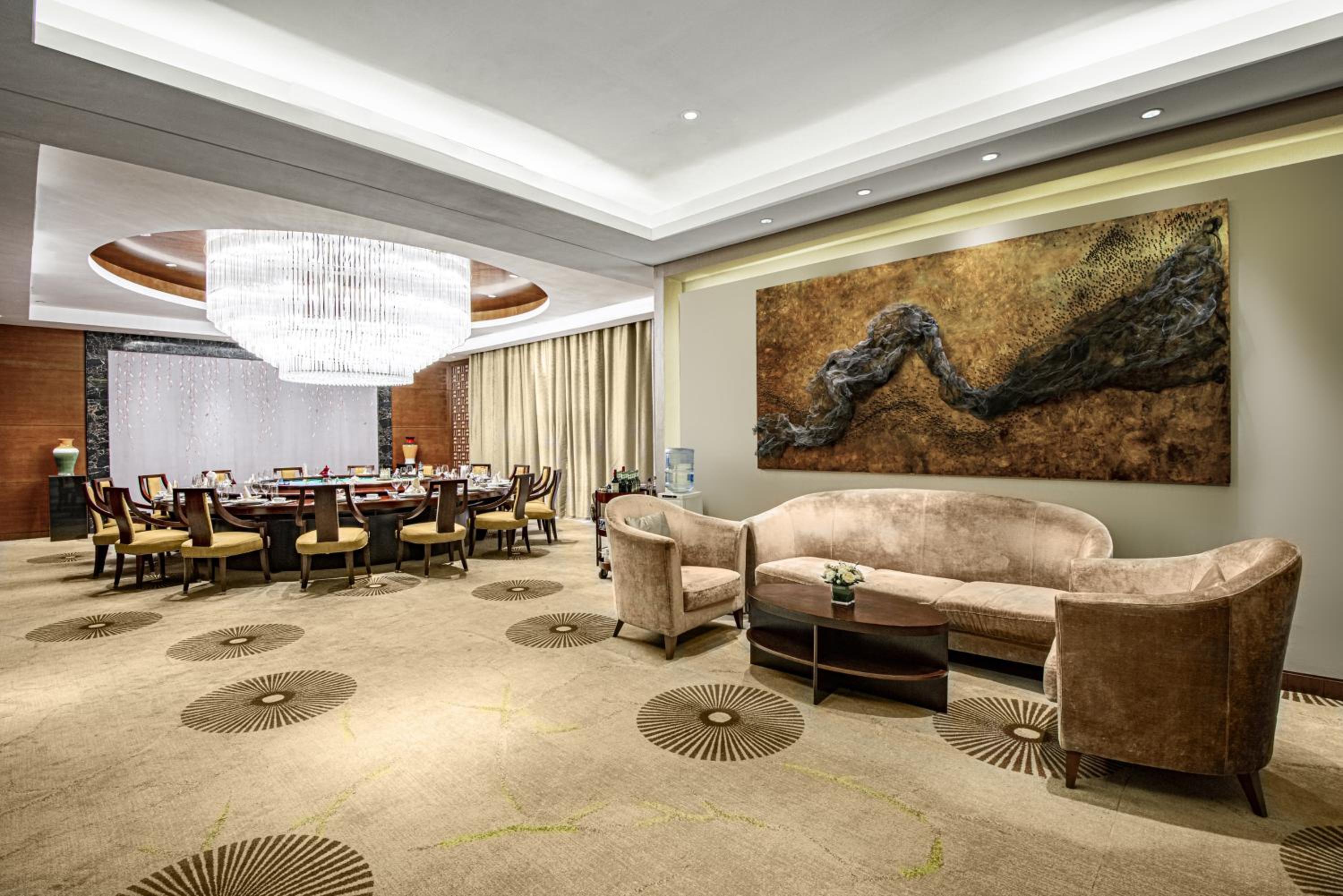 Holiday Inn Qingdao Expo, an IHG Hotel