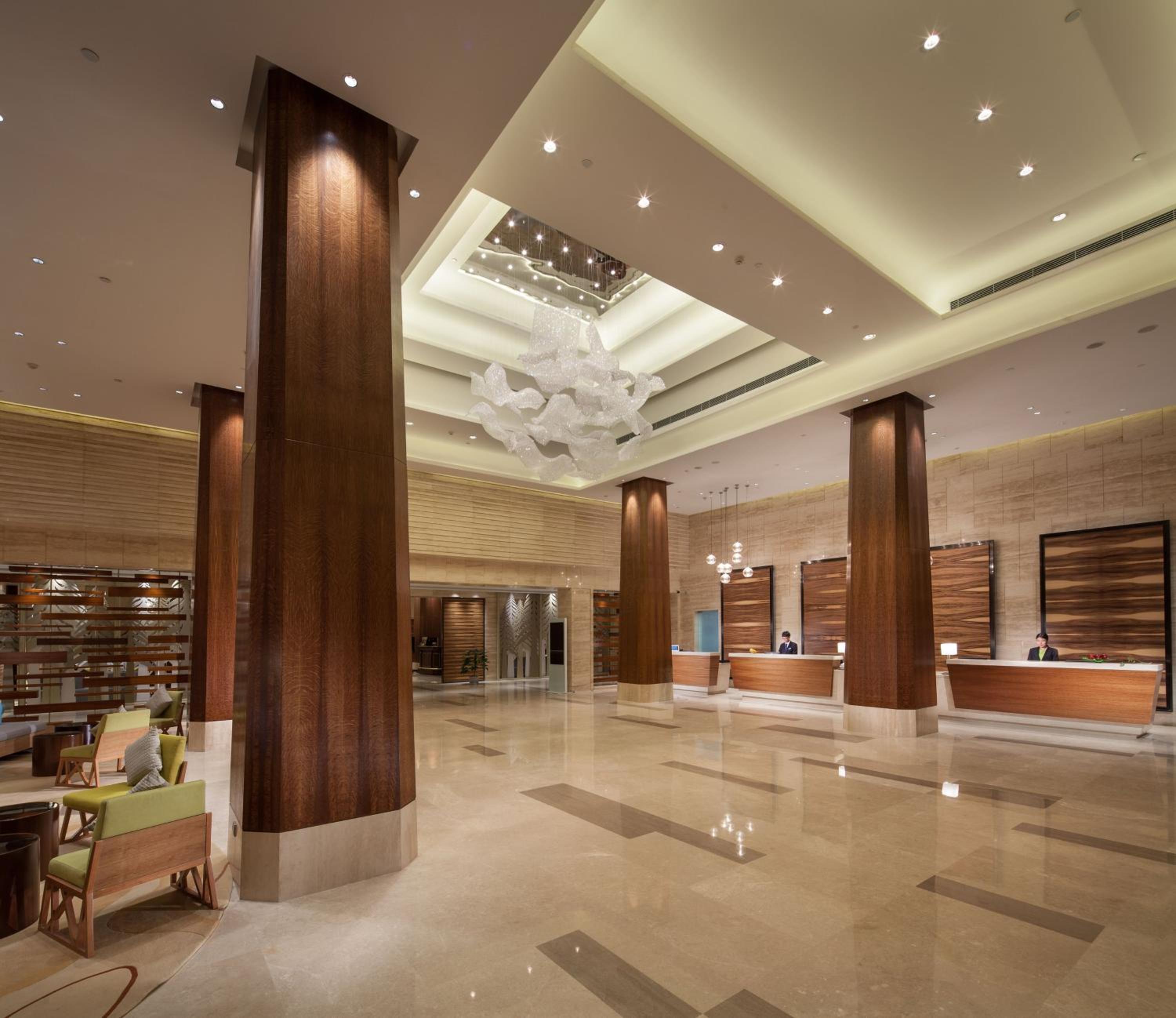 Holiday Inn Qingdao Expo, an IHG Hotel