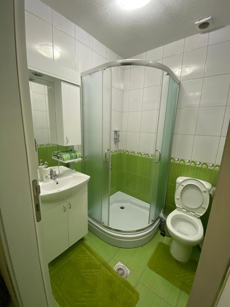 Photo 28