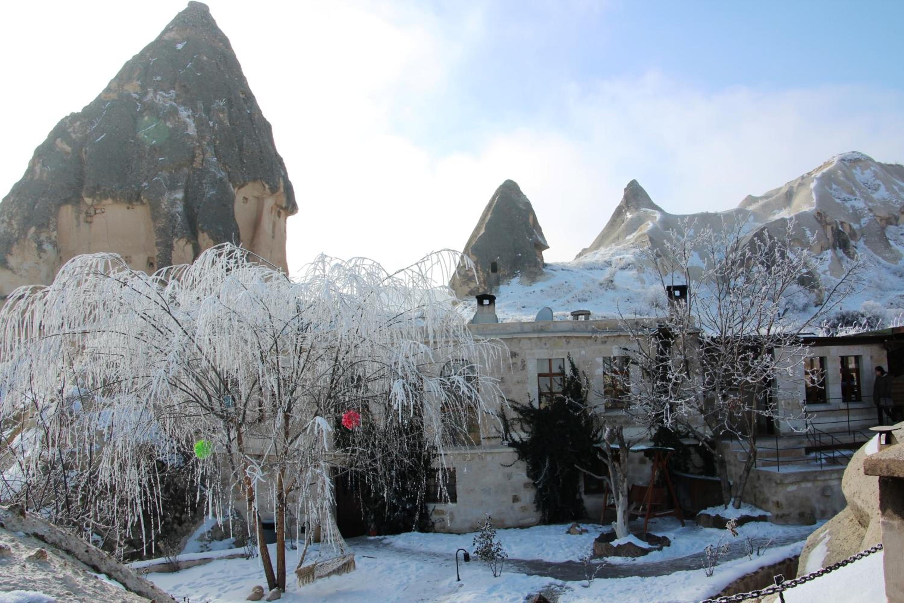 Traveller's Cave Hotel - Image 139