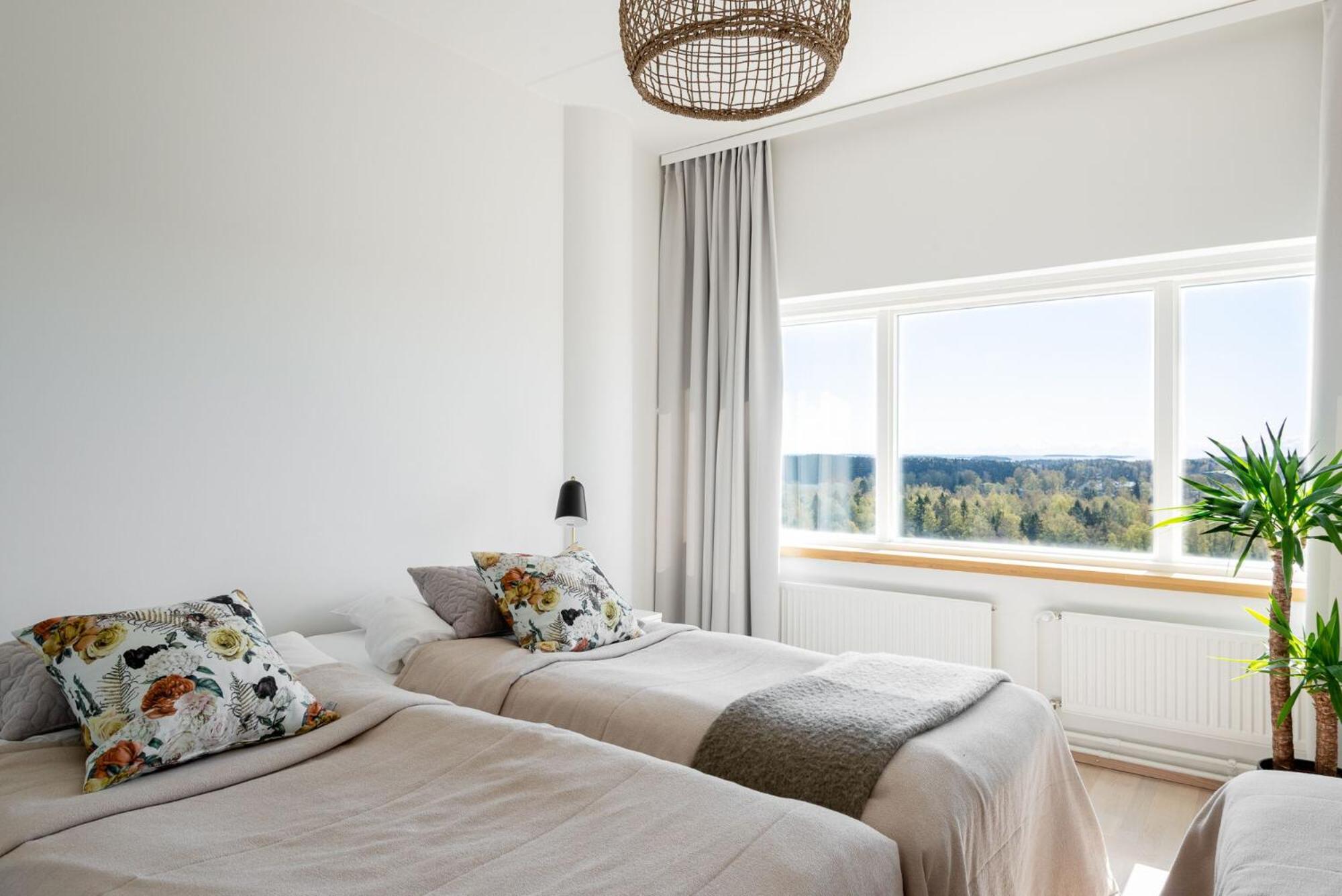 SleepWell Apartments Itäkeskus, direct metro to city center and bus to airport view 5